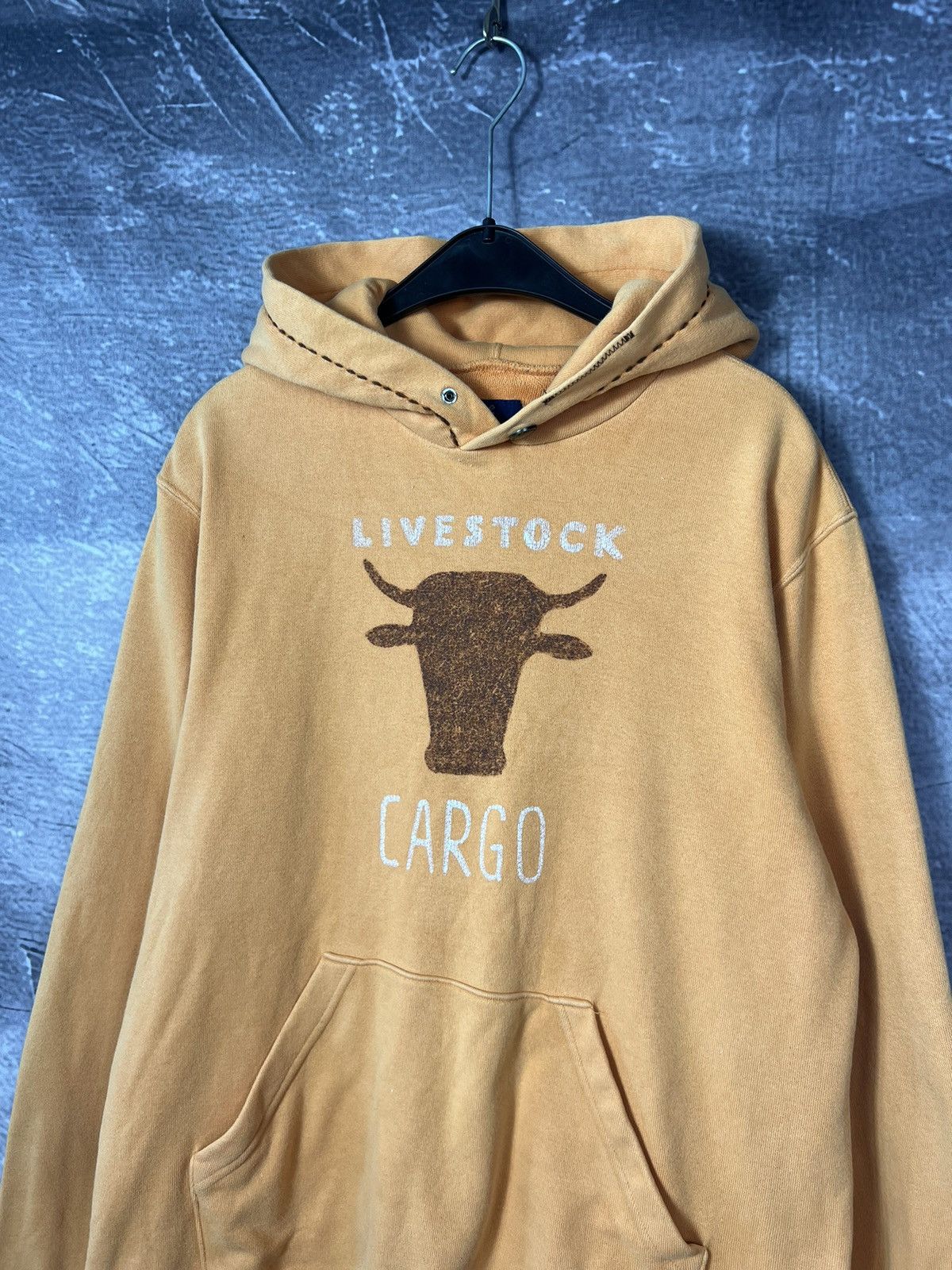 Japanese Brand × R.Newbold × Vintage R.Newbold Livestock Cargo Bull Japanese Orange Hoodie Size US XL / EU 56 / 4 - 3 Thumbnail