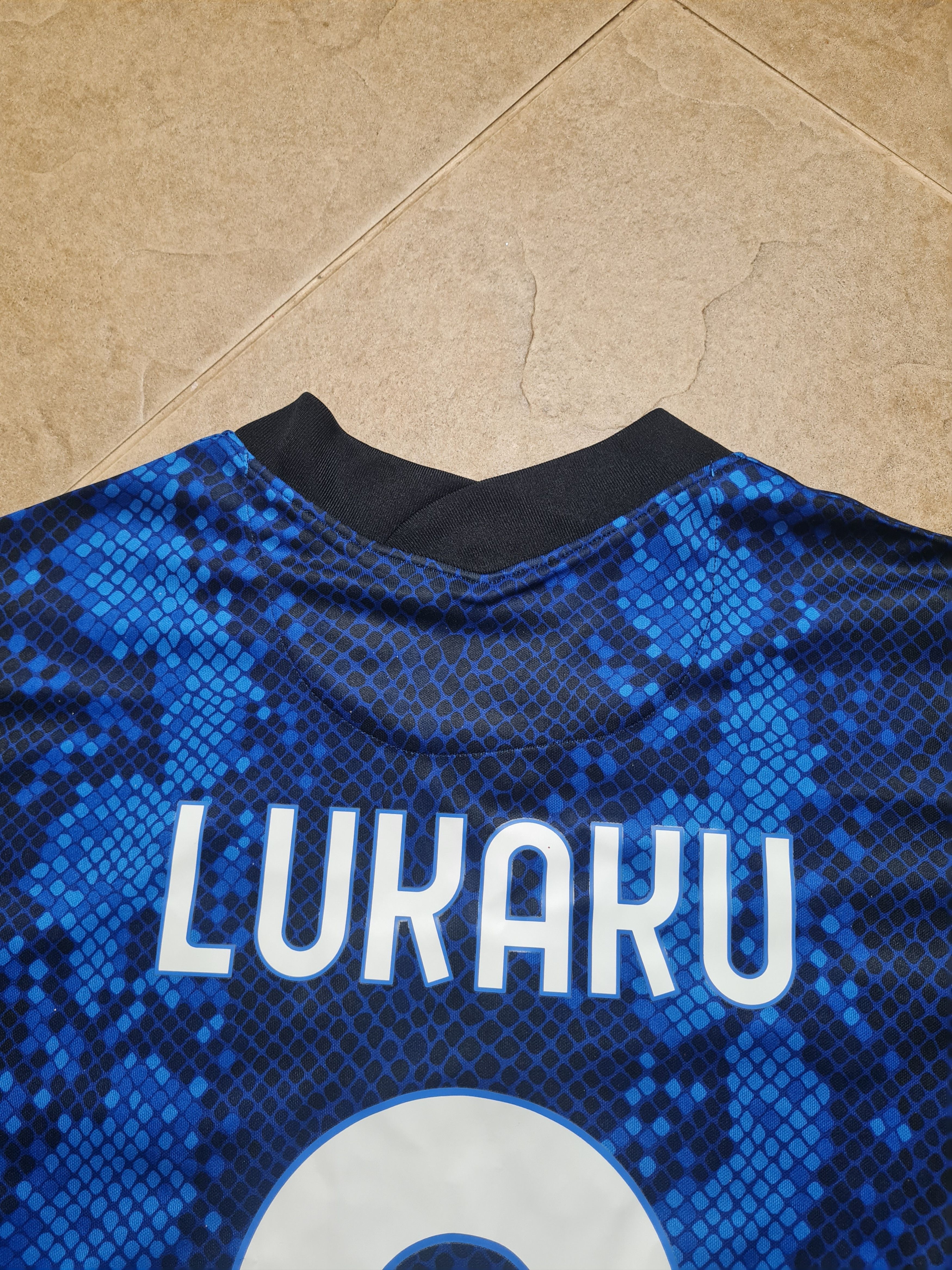 Nike Inter Milan FC Nike #9 LUKAKU 2021-22 Home Kit Soccer Shirt Size US S / EU 44-46 / 1 - 10 Thumbnail