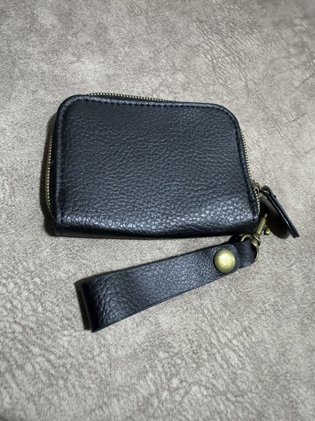 Number (N)ine Leather Logo Embossed Number (N)ine Round Zip Wallet Strap Size ONE SIZE - 4 Thumbnail