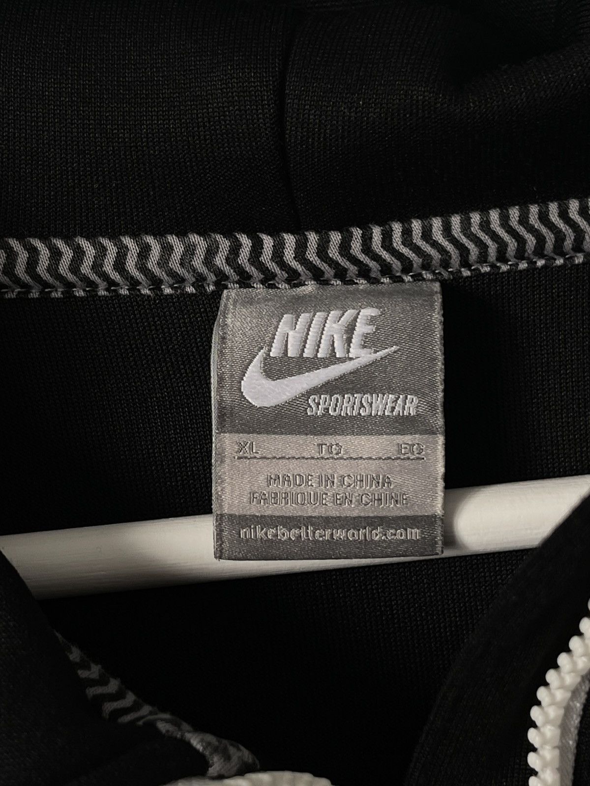 Nike Vintage 00's Nike Y2k Zip Up Hoodie Jacket Big Logo Swoosh Size US XL / EU 56 / 4 - 7 Thumbnail