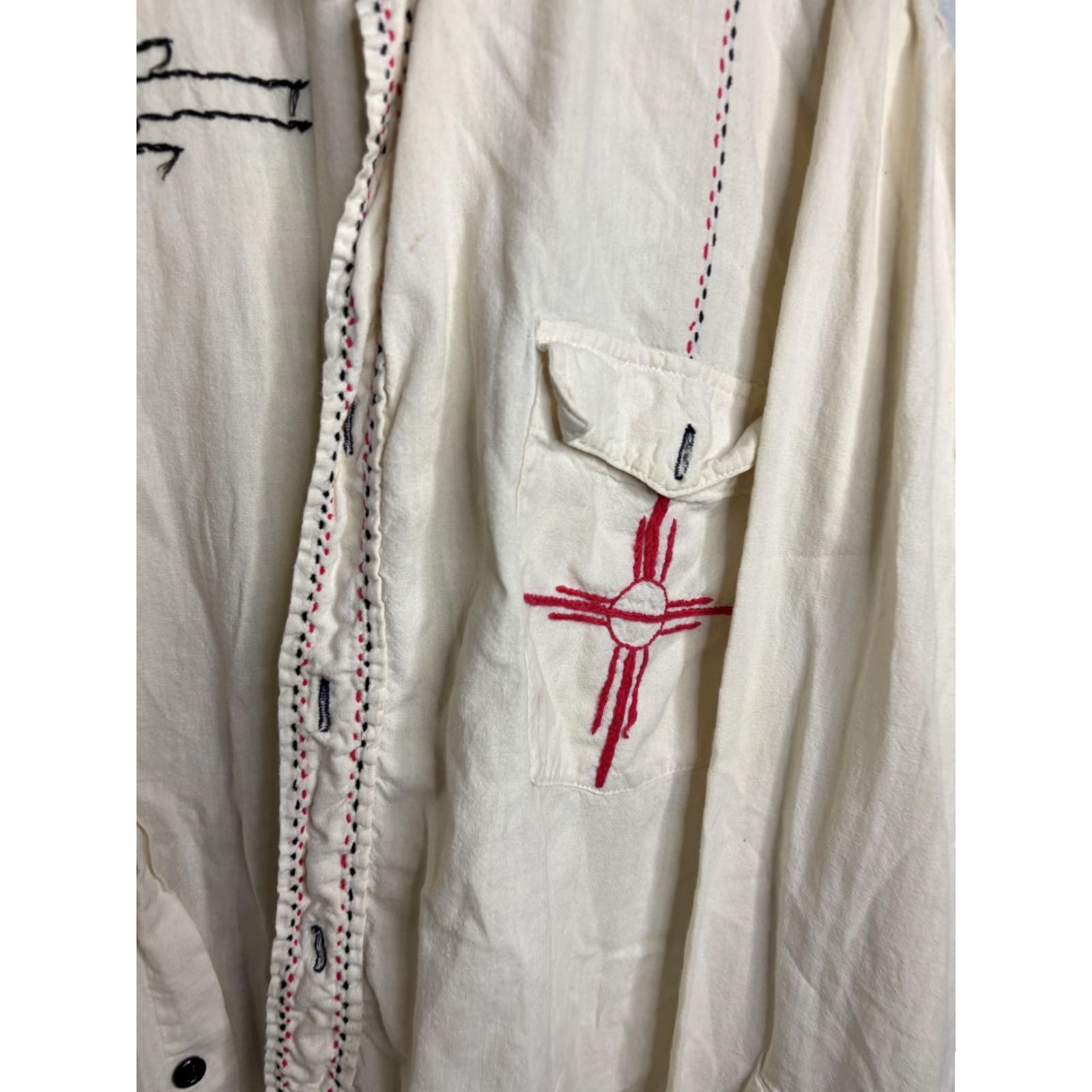 Levi's Levi's Shirt Mens XL Cream Embroidered Southwestern Button Down Long Sleeve Zia Size US XL / EU 56 / 4 - 2 Thumbnail