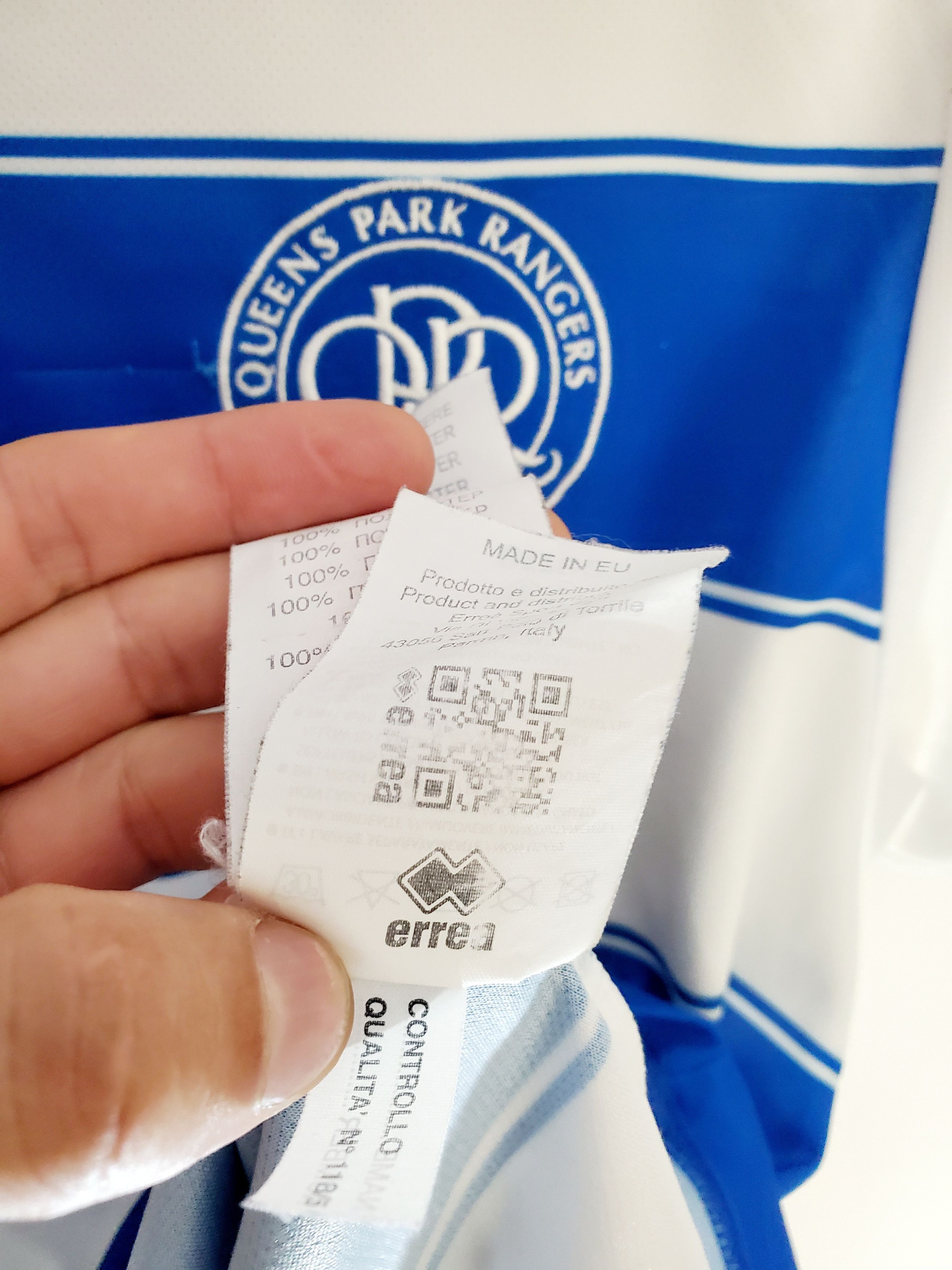 Errea Queens Park Rangers home soccer jersey 2022 2023 size M Size US M / EU 48-50 / 2 - 6 Thumbnail