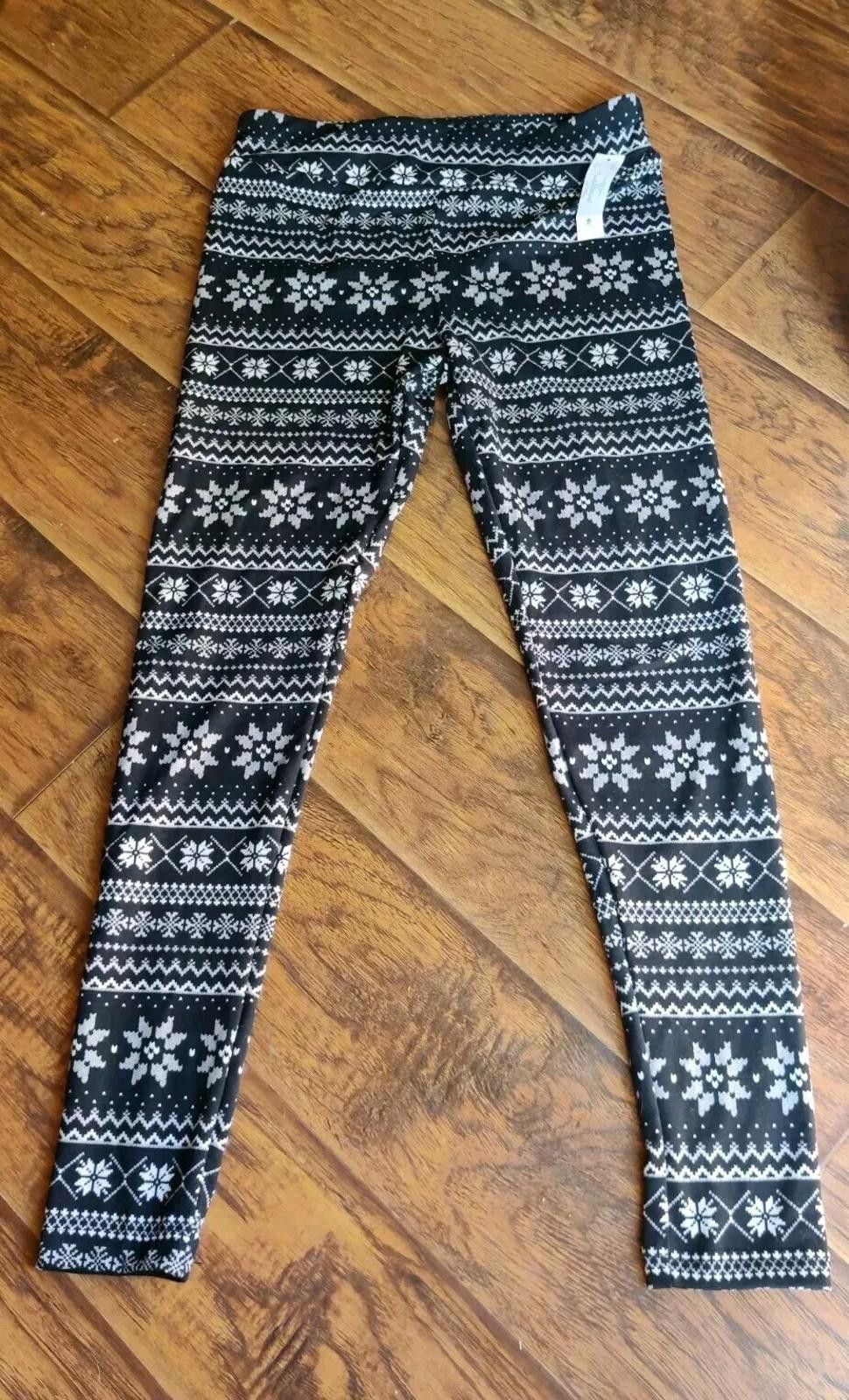 Other Time & Tru Womens M Medium Black & White Sweater Leggings No Size 32" / US 10 / IT 46 - 1 Thumbnail