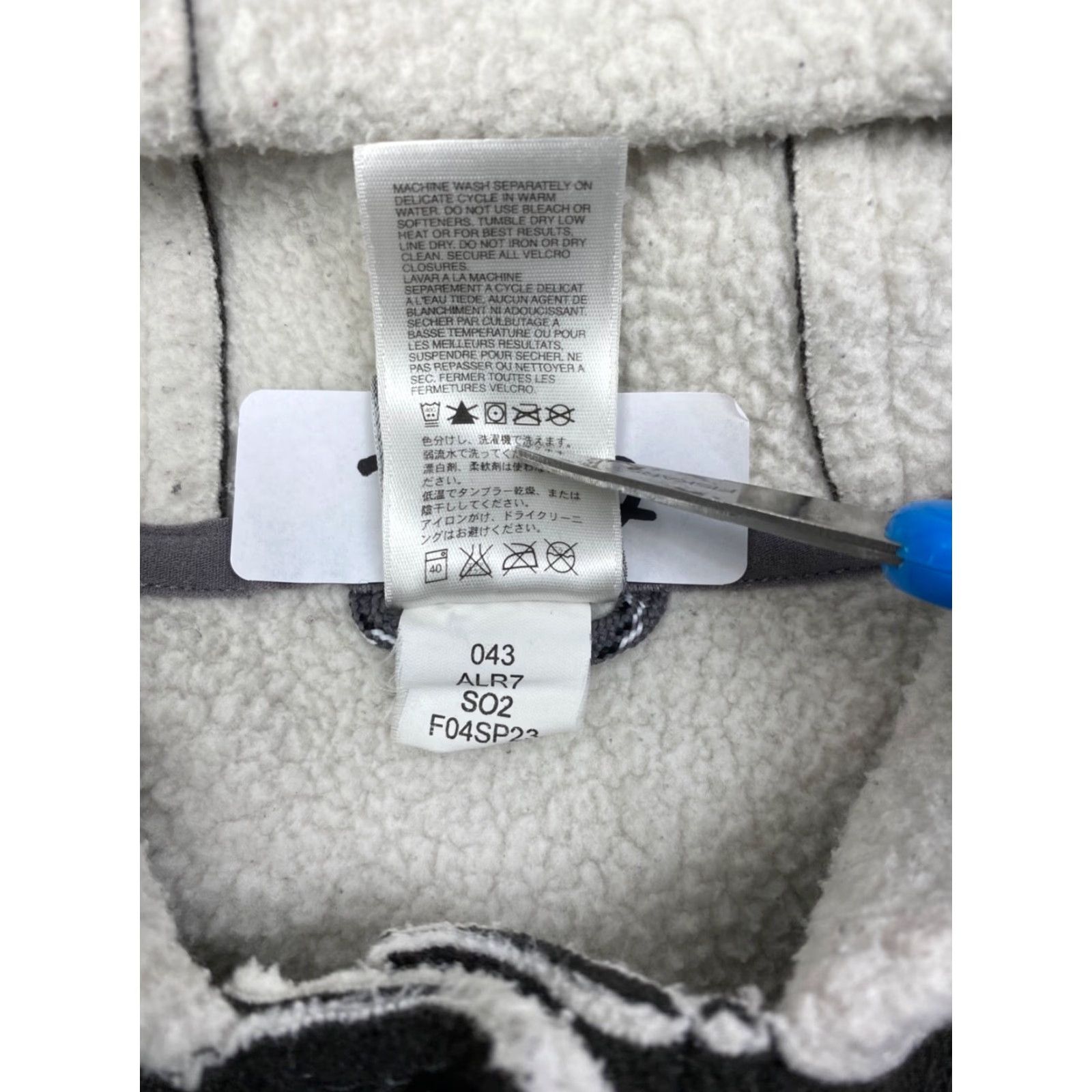 The North Face The North Face Jacket Womens XS Gray Casual Outdoor Button Size XS / US 0-2 / IT 36-38 - 5 Thumbnail