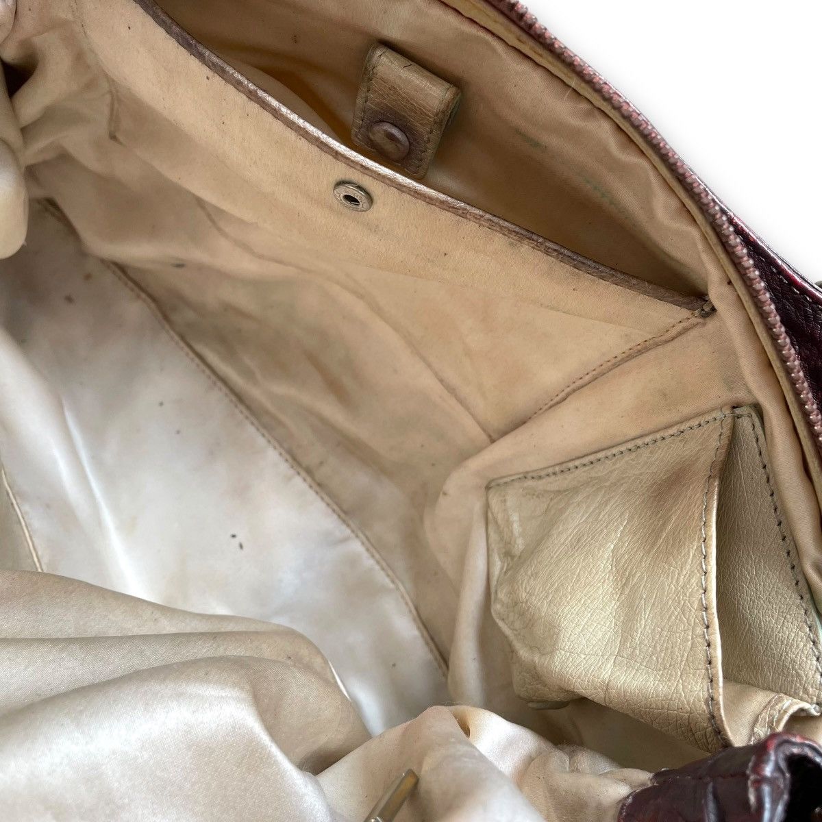 Designer × Versace × Vintage VINTAGE GIANNI VERSACE COUTURE PATENT LEATHER HANDBAG Size ONE SIZE - 18 Thumbnail