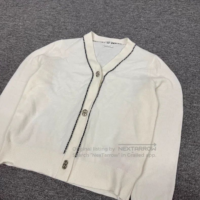 Hermes Hermes Pig nose metal button cashmere cardigan Size XS / US 0-2 / IT 36-38 - 3 Thumbnail