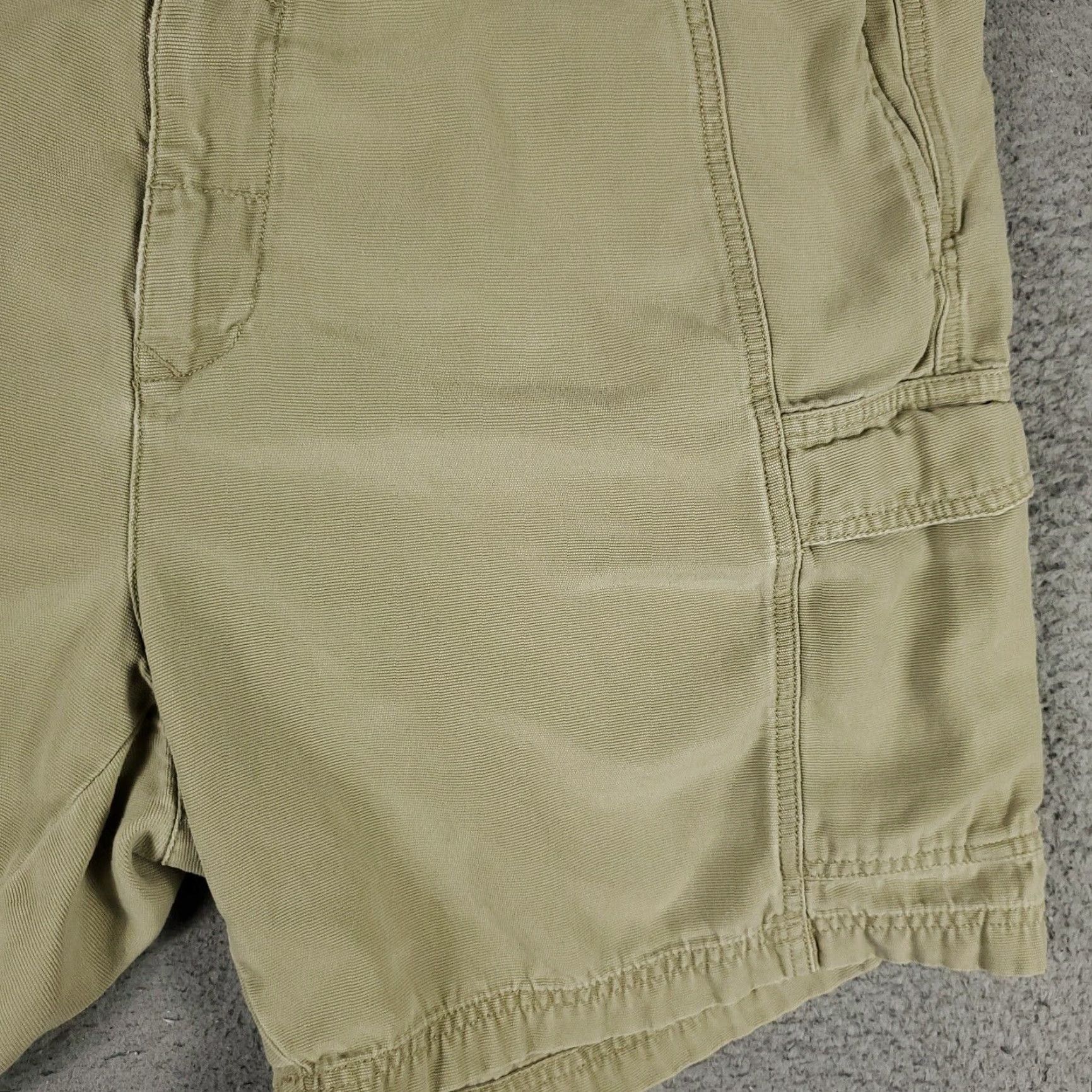 Tommy Bahama VINTAGE Tommy Bahama Cargo Shorts Mens 38 Beige Outdoor Hiking Camping Fall Summer Outdoor Mens Size US 38 / EU 54 - 3 Thumbnail