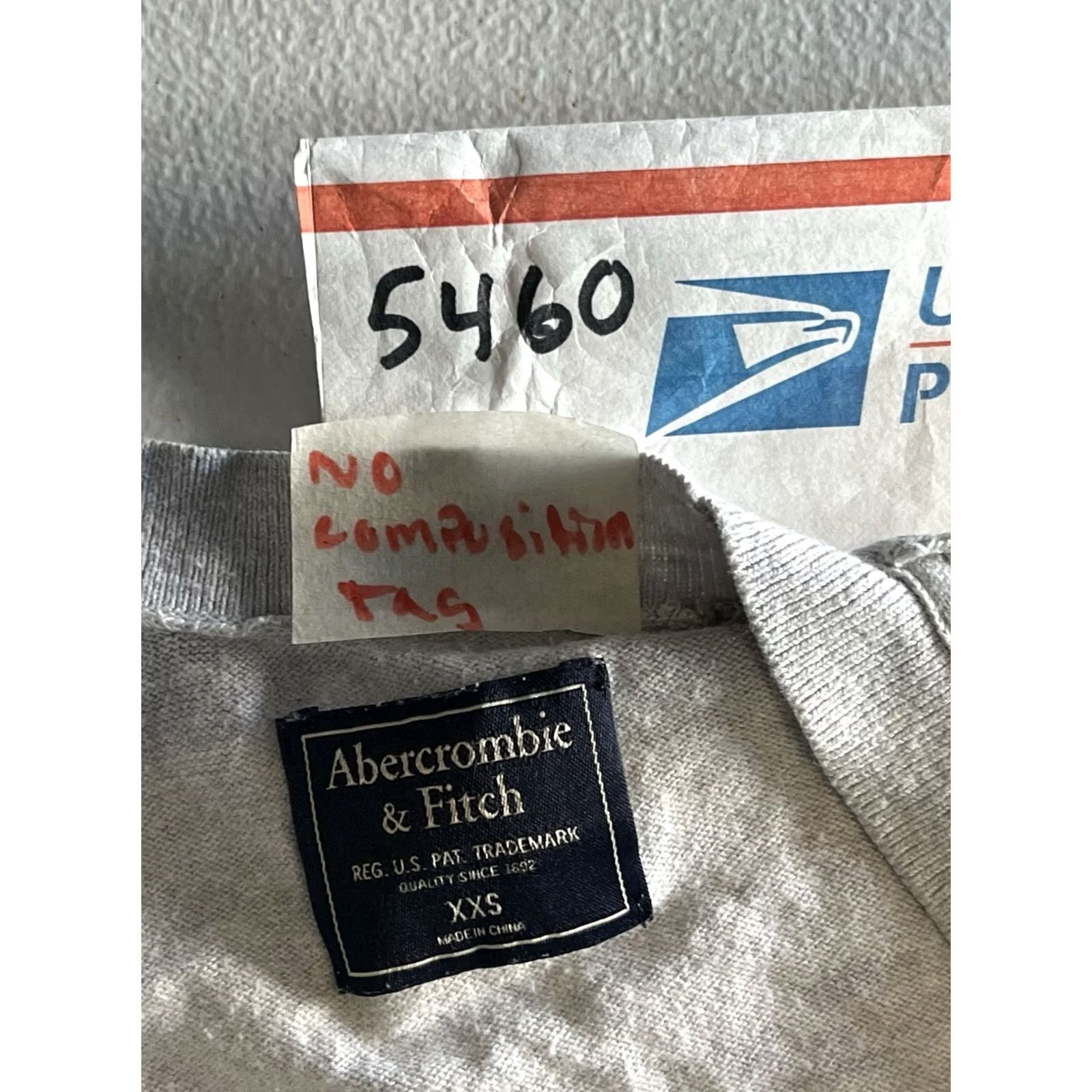 Abercrombie & Fitch Abercrombie & Fitch Women’s Cardigan Sweater Gray XXS Long Sleeve Button Closure Open Knit Lightweight Pockets Logo Regular Size XXS / US 00 / IT 34 - 8 Thumbnail