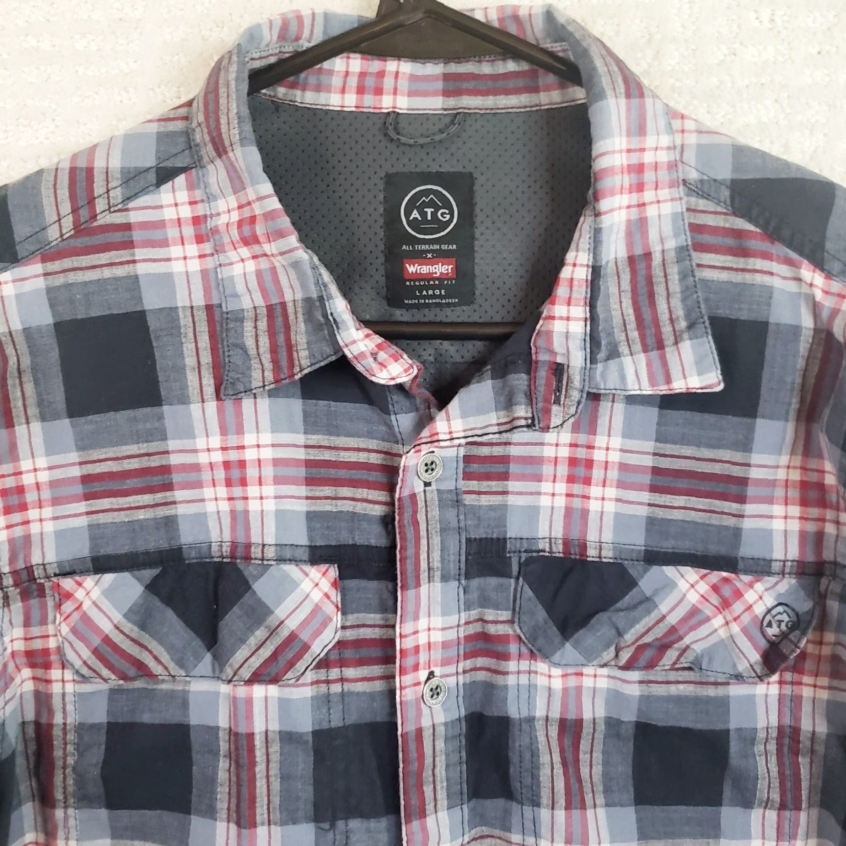 Wrangler VINTAGE Wrangler ATG Mens L Red Grey Button Up Long Sleeve Vented Shirt Plaid Slv Pocket Size US L / EU 52-54 / 3 - 3 Thumbnail