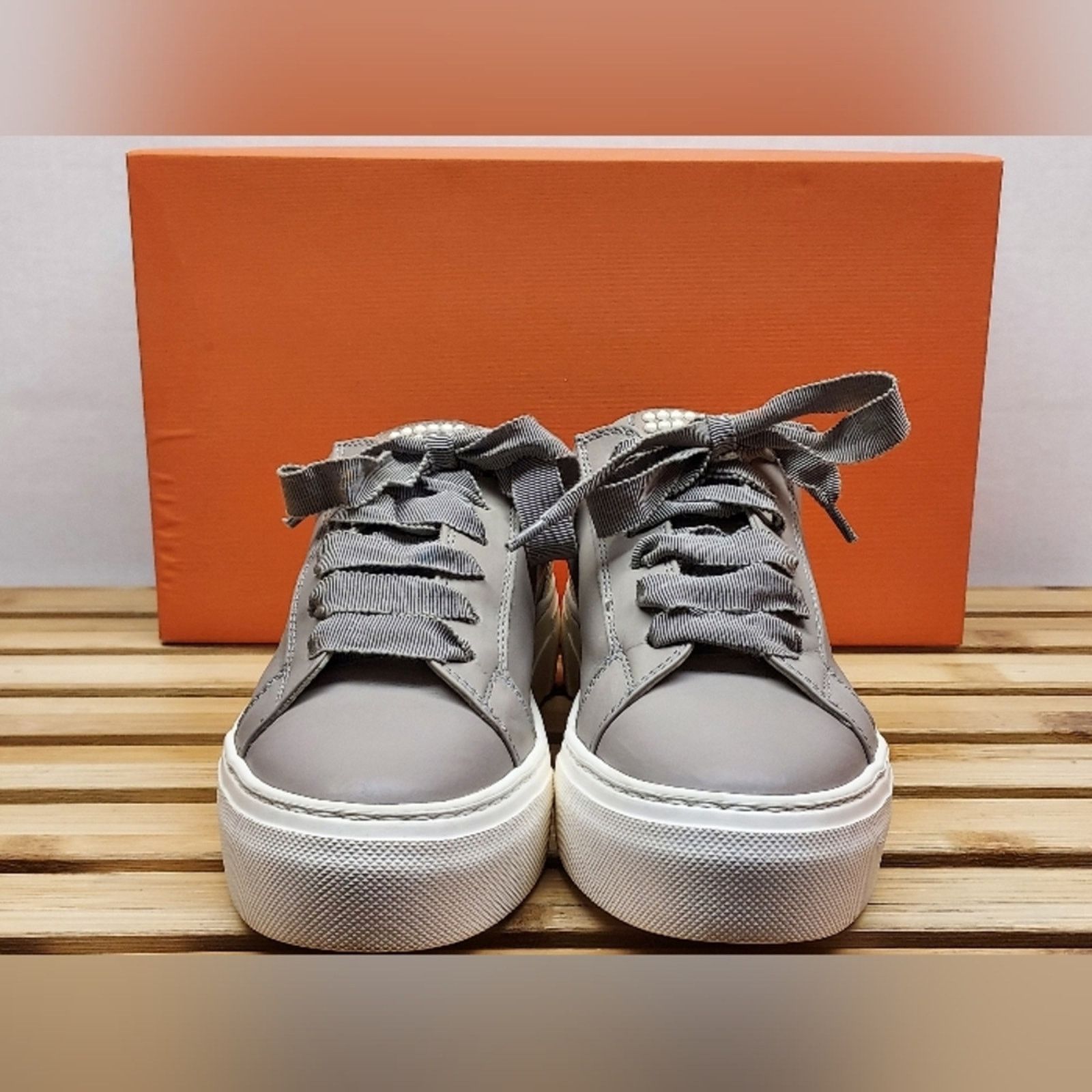 AGL AGL Womens Taupe Fashion Sneaker Shoes Size 36.5 (6.5) Size US 6.5 / IT 36.5 - 5 Thumbnail