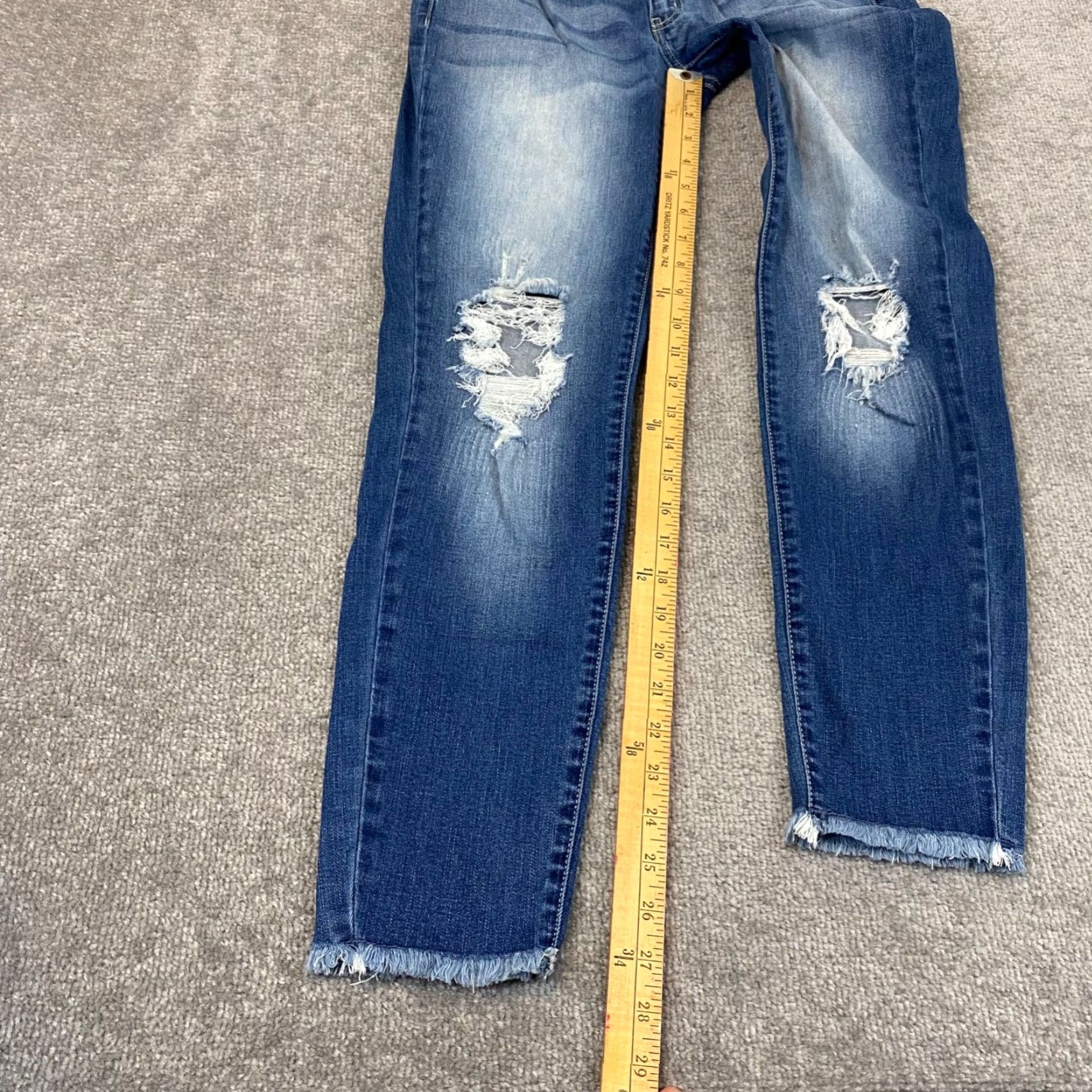 Vintage Kancan Jeans Ripped Mid Rise Frayed Raw Hem Distressed 28 Blue KC8274M Women Slim 5-Pocket Design Vintage No Size 28" / US 6 / IT 42 - 4 Thumbnail