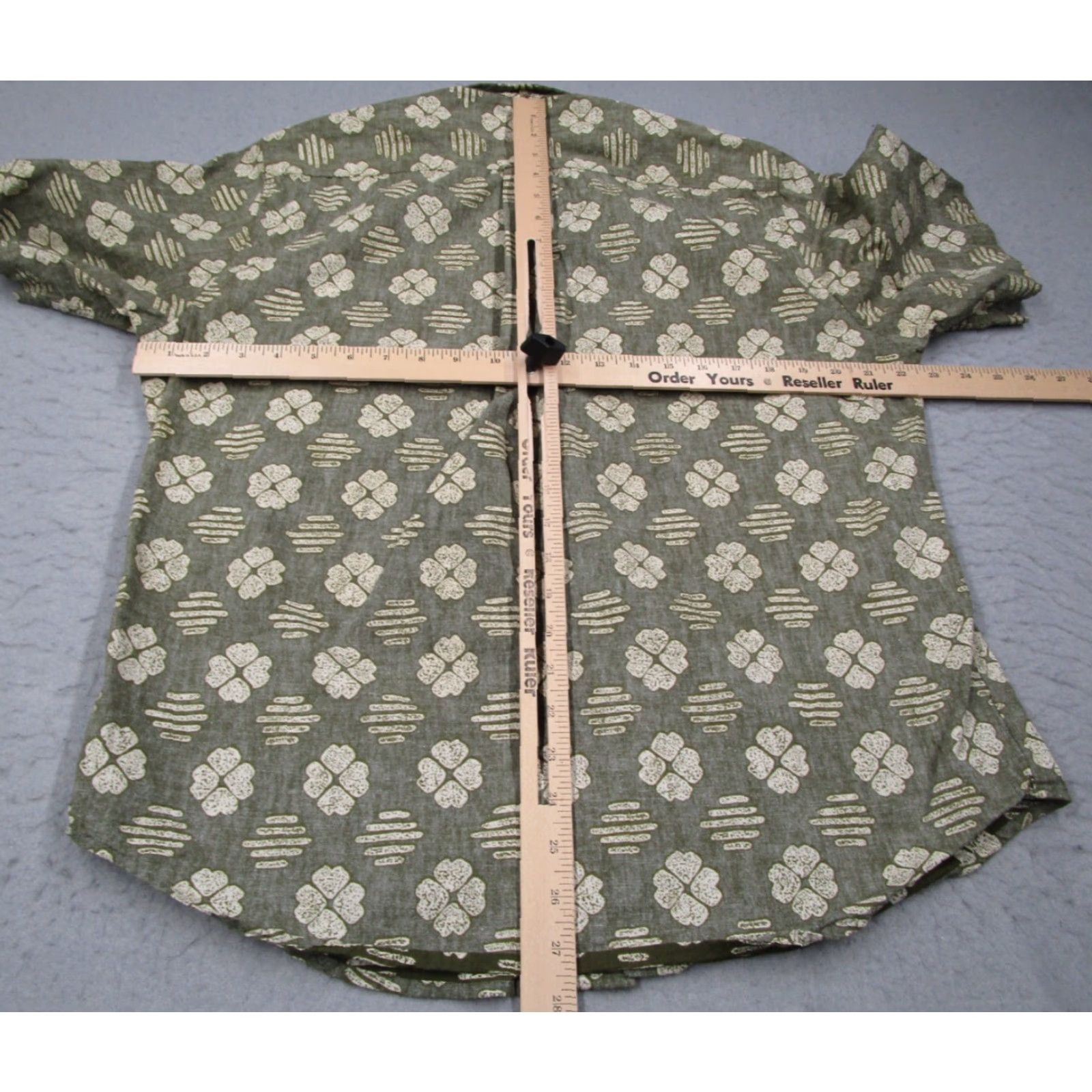 Reyn Spooner REYN SPOONER Shirt Mens Medium Green Button Up Reverse Print Hawaiian Tiki Size US M / EU 48-50 / 2 - 6 Thumbnail