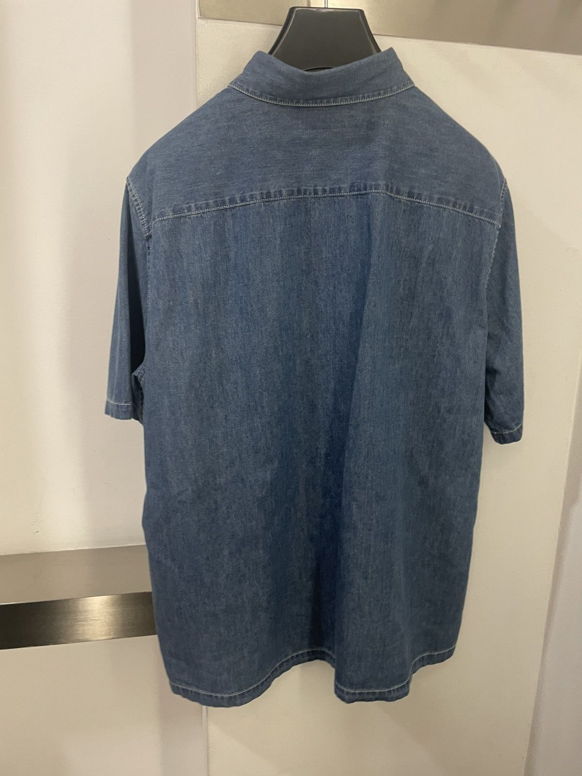 Celine SHORT-SLEEVED SHIRT IN COTTON DENIM Size US M / EU 48-50 / 2 - 2 Thumbnail