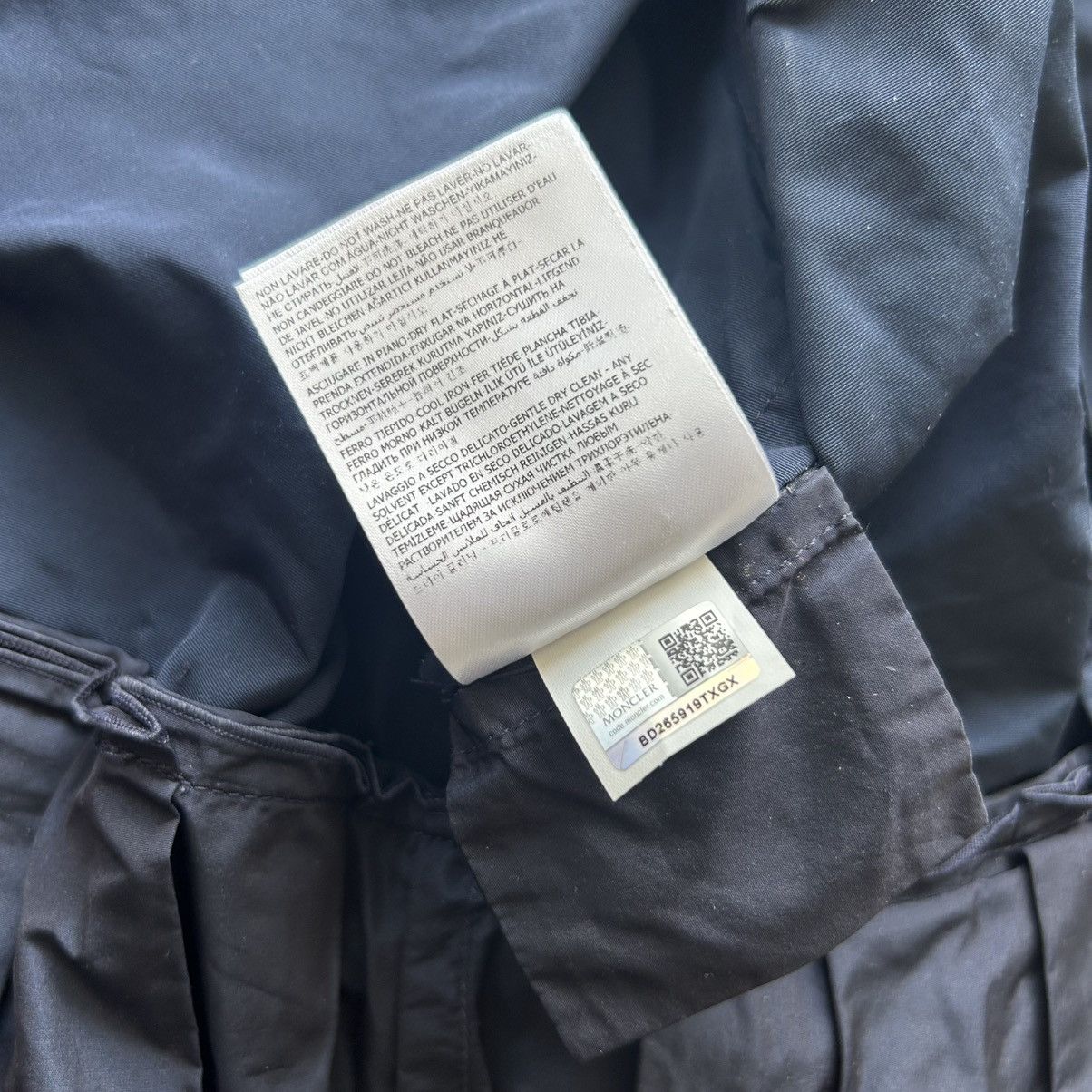 Moncler Moncler Durenne Giubbotto Durrene jacket Size S / US 4 / IT 40 - 14 Thumbnail
