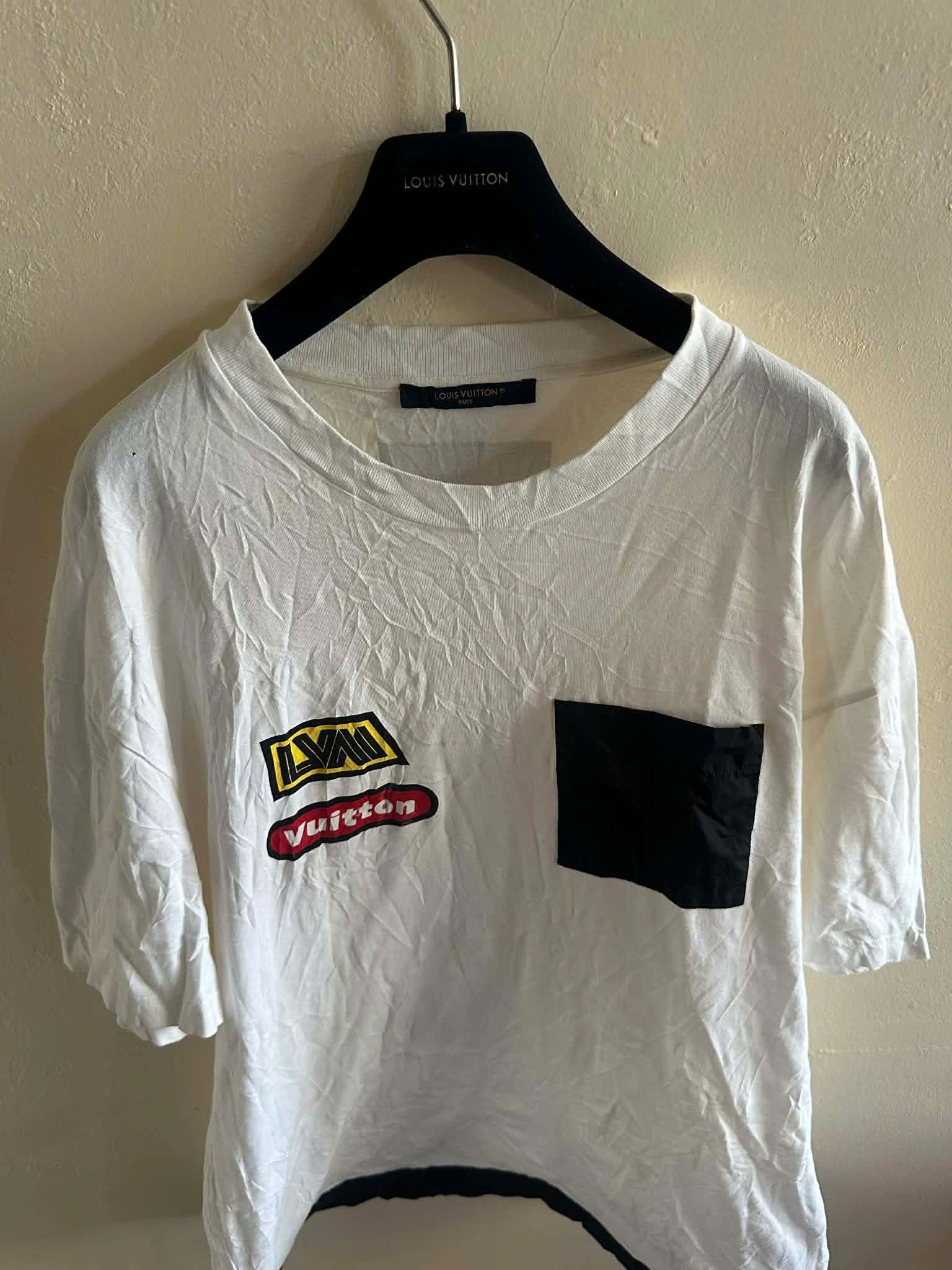 Louis Vuitton LOUIS VUITTON T SHIRT Size US XL / EU 56 / 4 - 3 Thumbnail