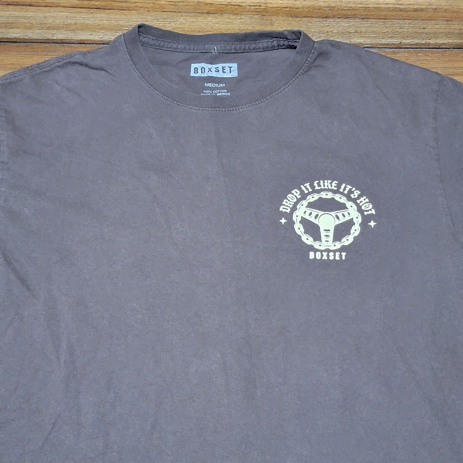 Other BoxSet Unisex Tee "Drop It Like It's Hot" - Size Medium Size US M / EU 48-50 / 2 - 4 Thumbnail