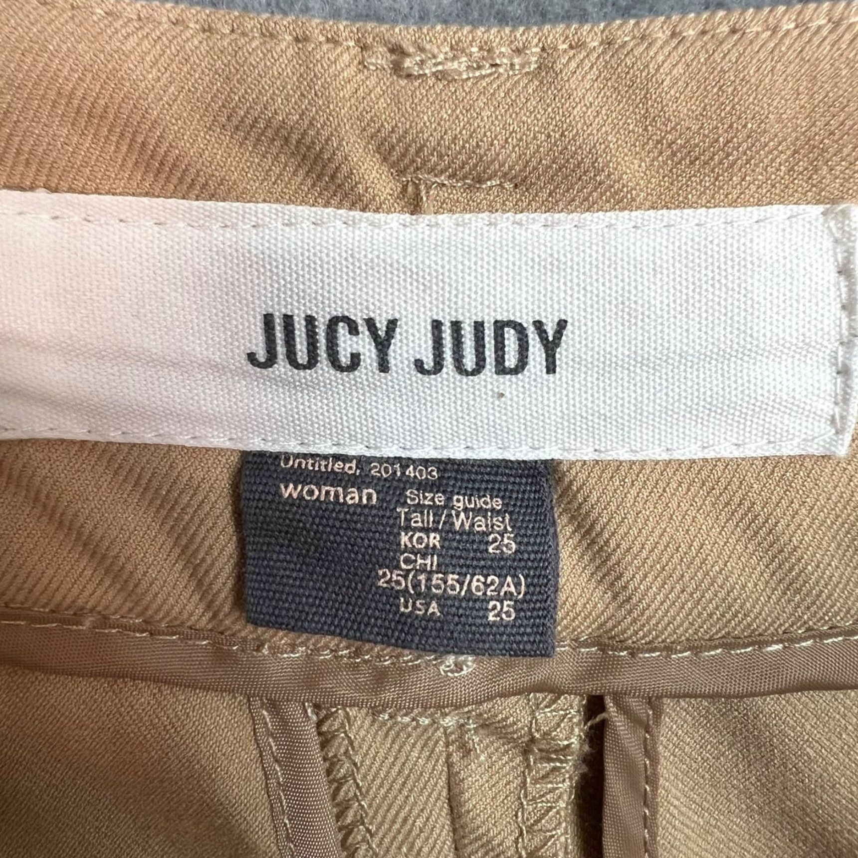 Vintage VINTAGE Jucy Judy Womens Beige Wrap Shorts With Purple Buckles Size 25 BeigeWrap Shorts Womens 25 3in Polyester Front Flat Womens Jucy Judy Size 42" / US 20 - 3 Thumbnail