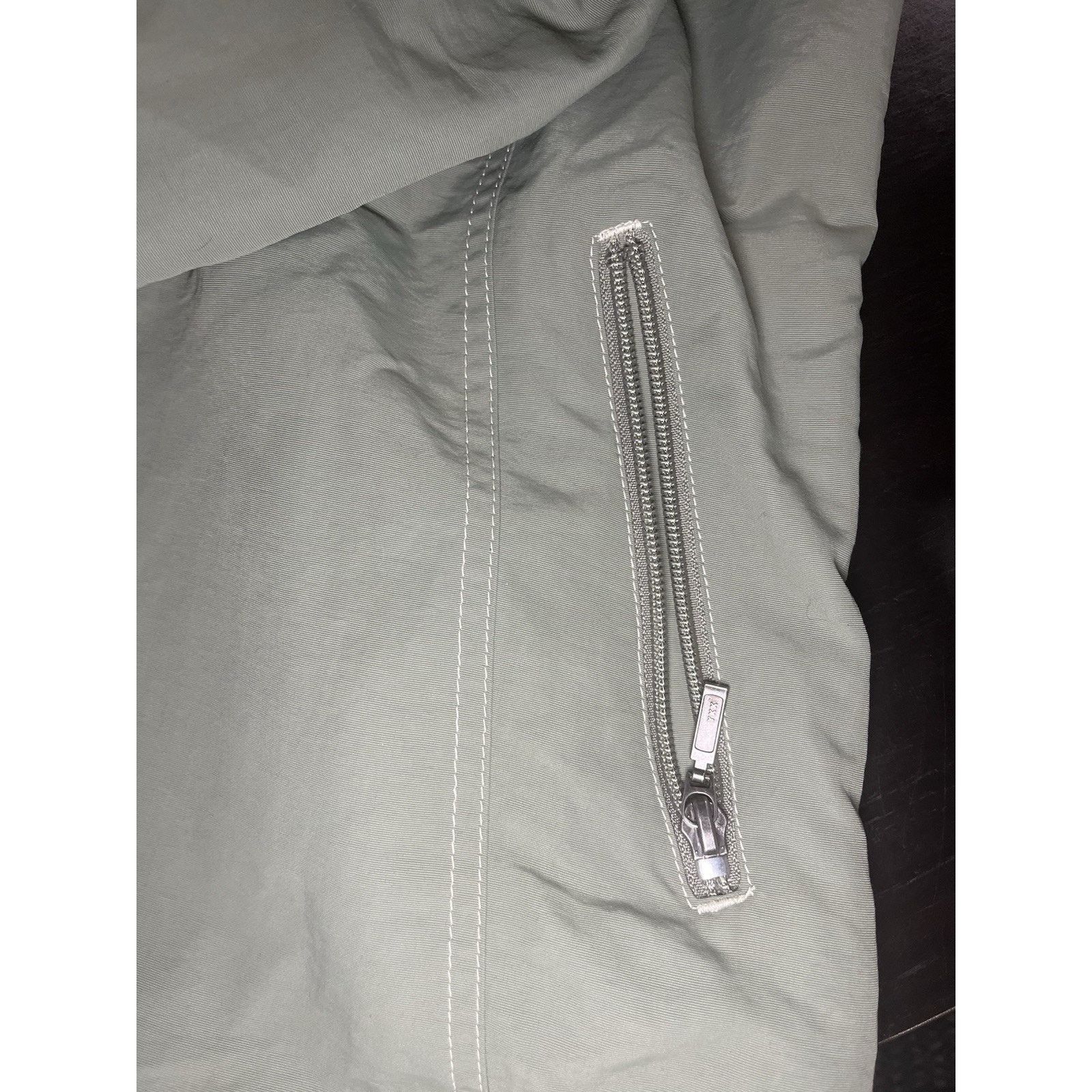Eddie Bauer Eddie Bauer Lightweight Hooded Nylon Jacket – L Size L / US 10 / IT 46 - 12 Thumbnail