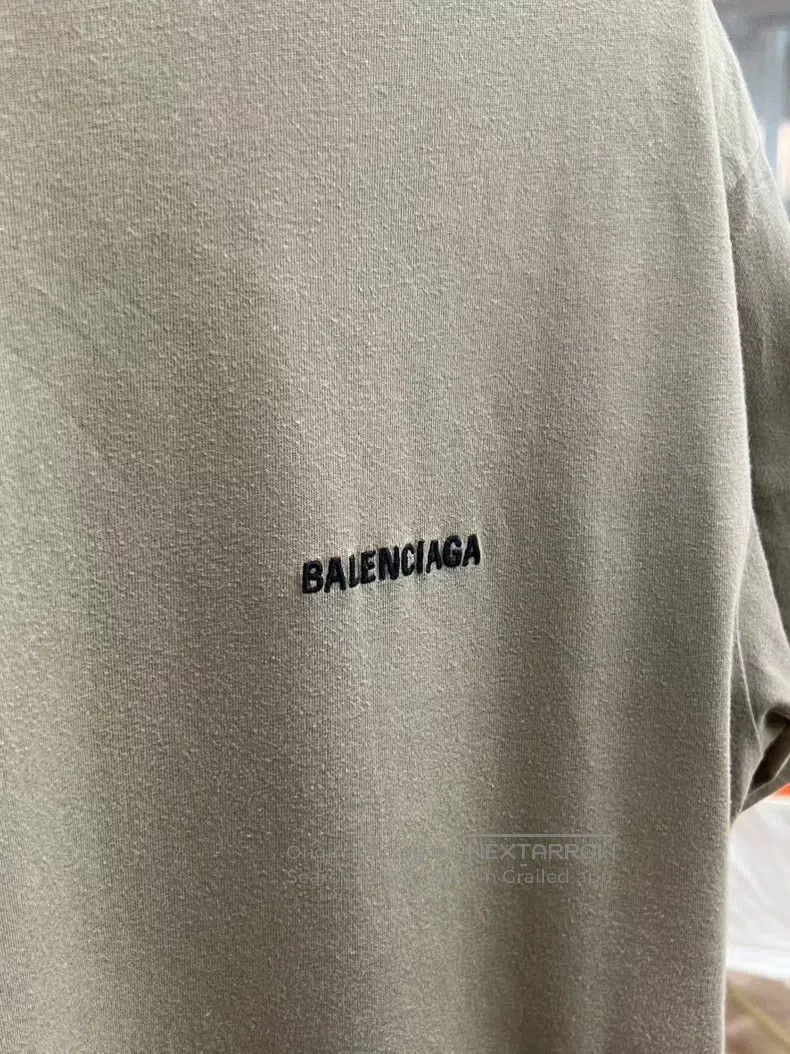 Balenciaga Balenciaga Teal Short Sleeve Size M Size US M / EU 48-50 / 2 - 3 Thumbnail