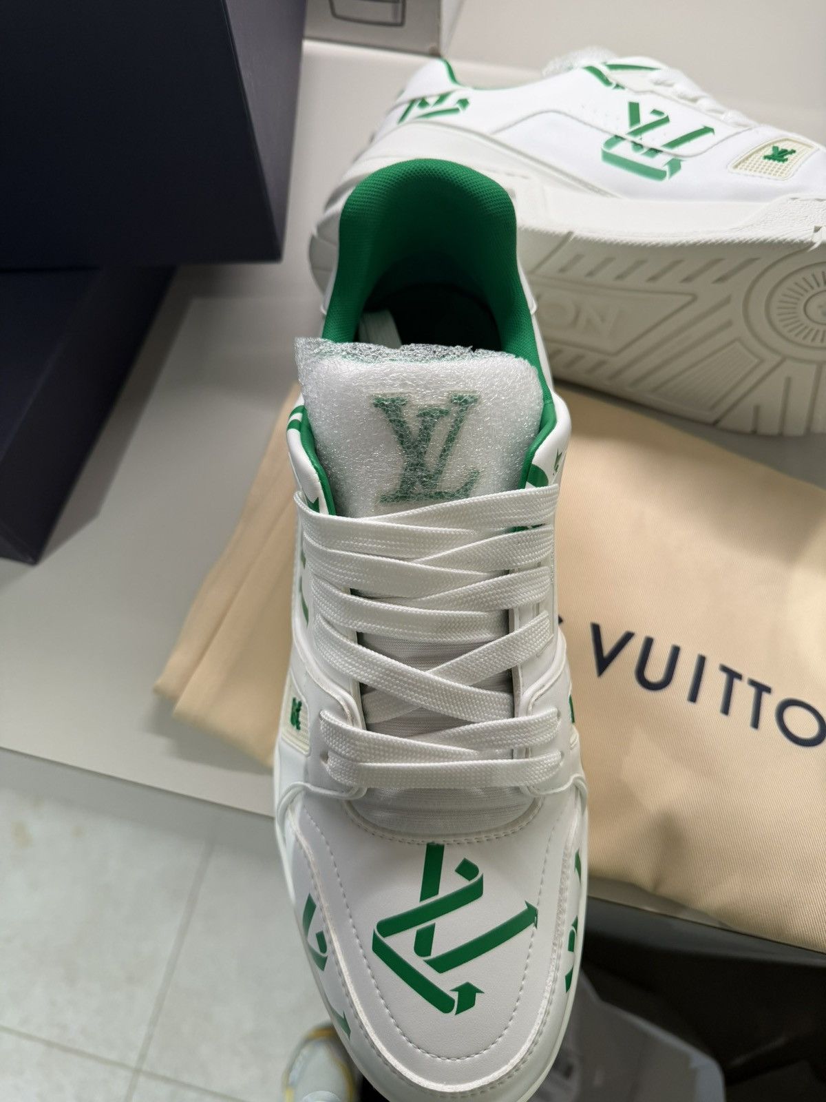 Louis Vuitton Louis vuitton trainer recyled LV logo Size US 7 / EU 40 - 5 Thumbnail
