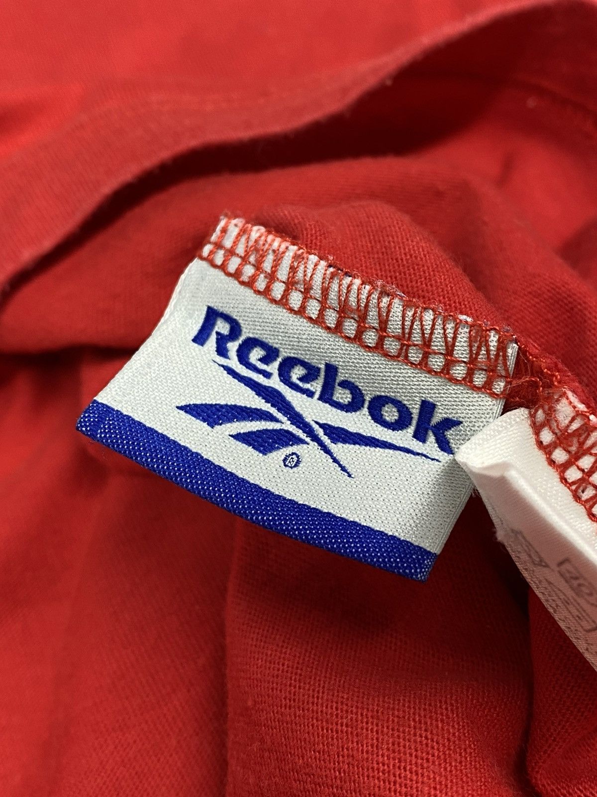 Reebok Vintage Reebok Liverpool FC 90s Cotton T-shirt Size US L / EU 52-54 / 3 - 13 Thumbnail