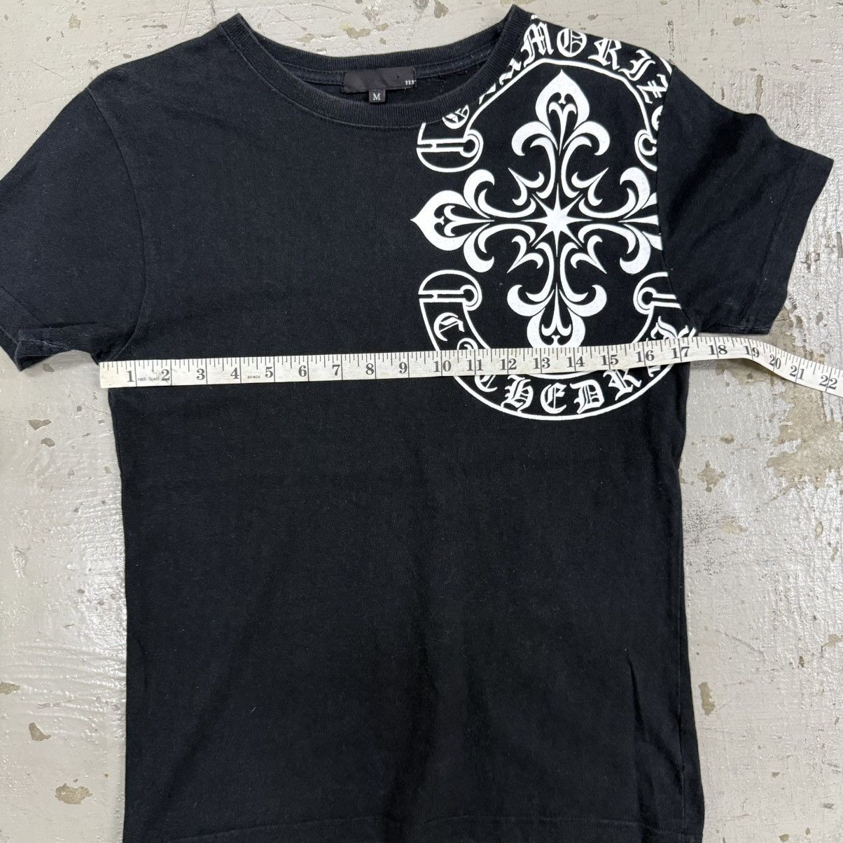 Japanese Brand Japanese Brand Gothic Cross Horseshoe Chrome Heart Style Tee Size US S / EU 44-46 / 1 - 4 Thumbnail