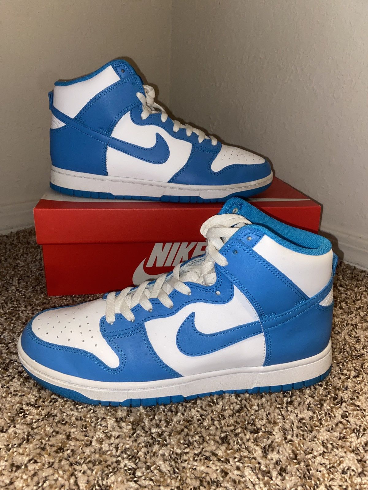 Nike Nike Dunk High Retro Laser Blue Size US 9.5 / EU 42-43 - 1 Thumbnail