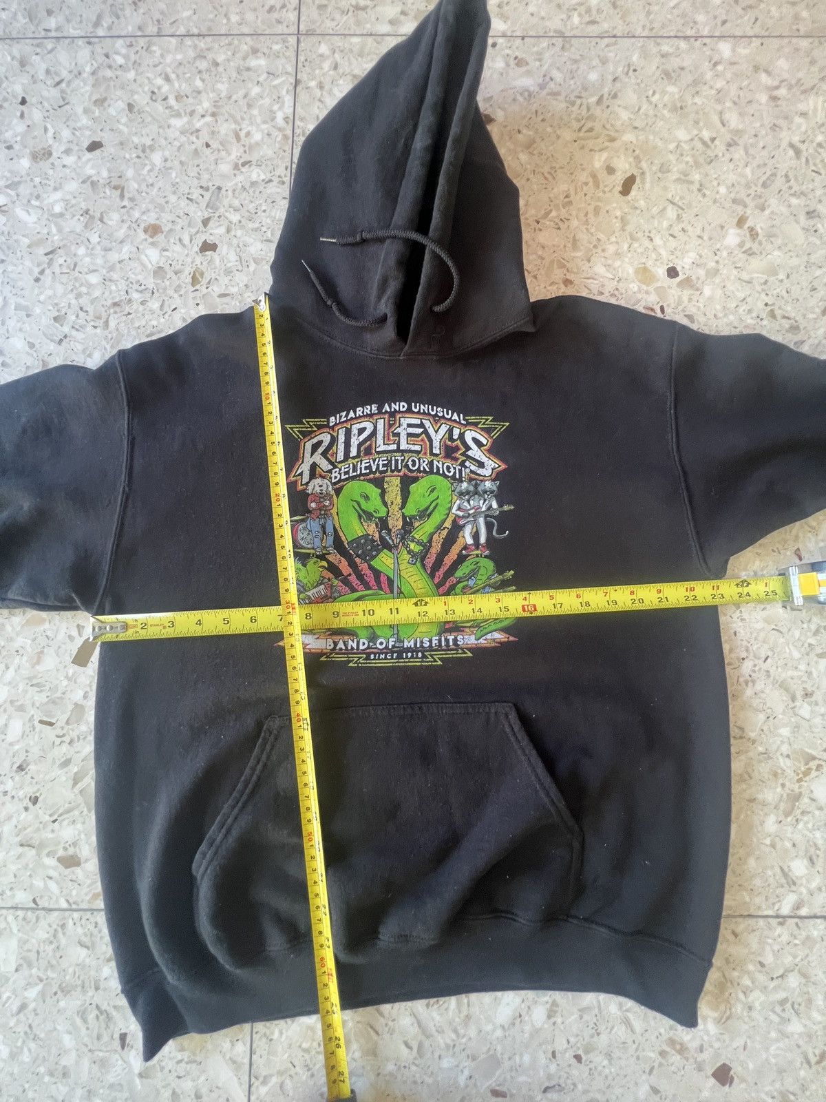 Gildan Ripley's Believe It or Not large Rare Hoodie Band Of Misfits Size US L / EU 52-54 / 3 - 8 Thumbnail