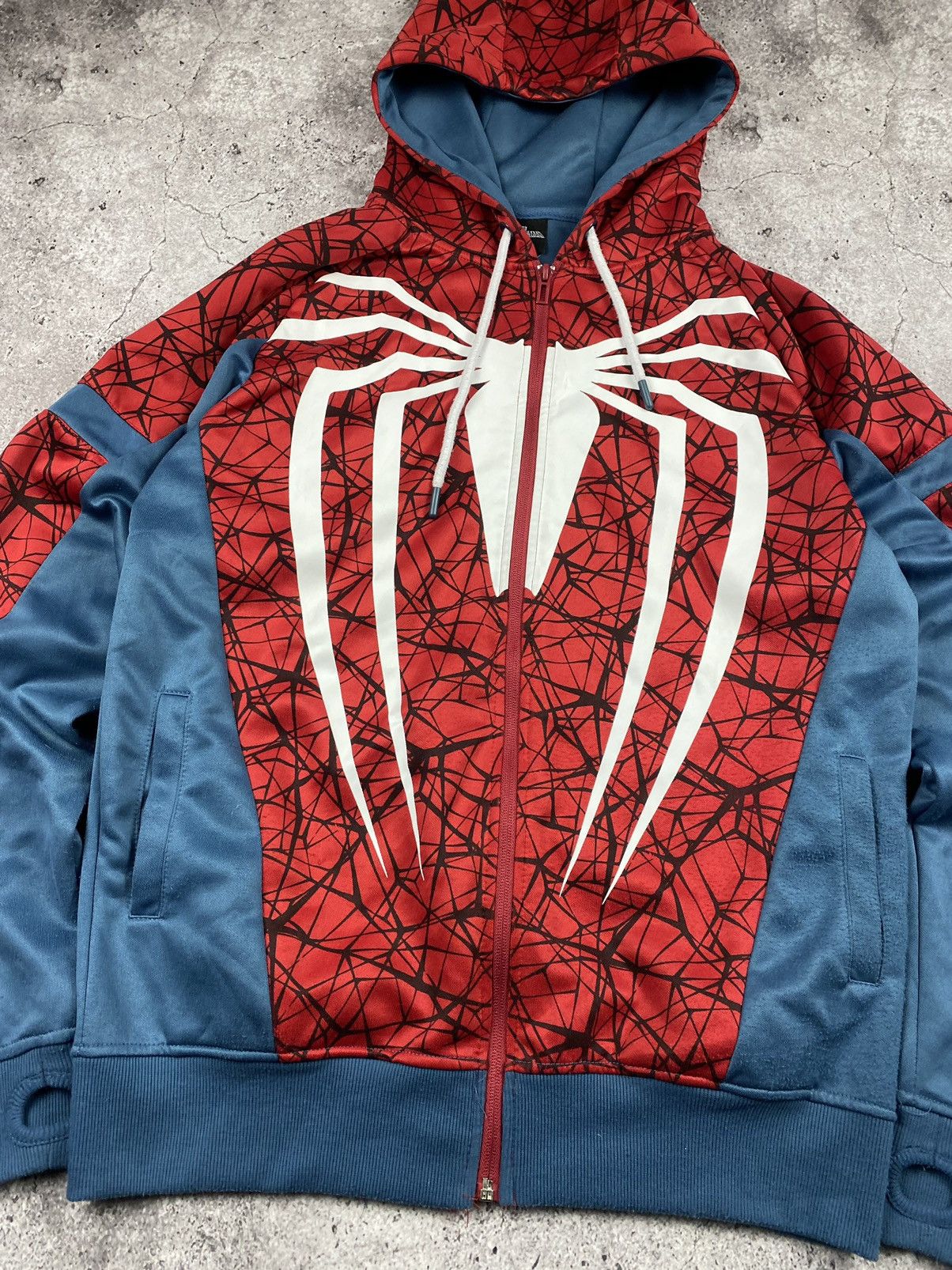 Marvel Comics Spider-Man Full Zip Up Hoodie By Marver comics very rare Size US M / EU 48-50 / 2 - 3 Thumbnail