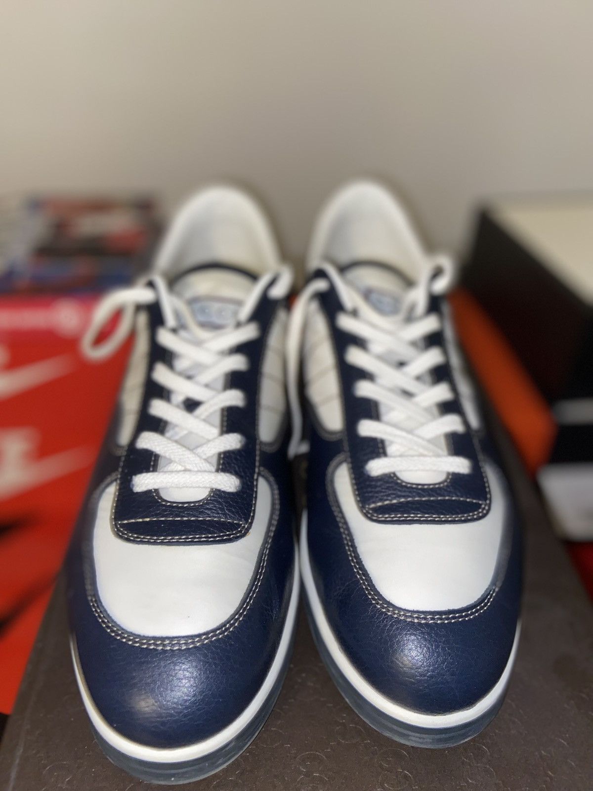 Gucci Gucci Low Top Leather Sneakers Navy Size US 12 / EU 45 - 1 Thumbnail