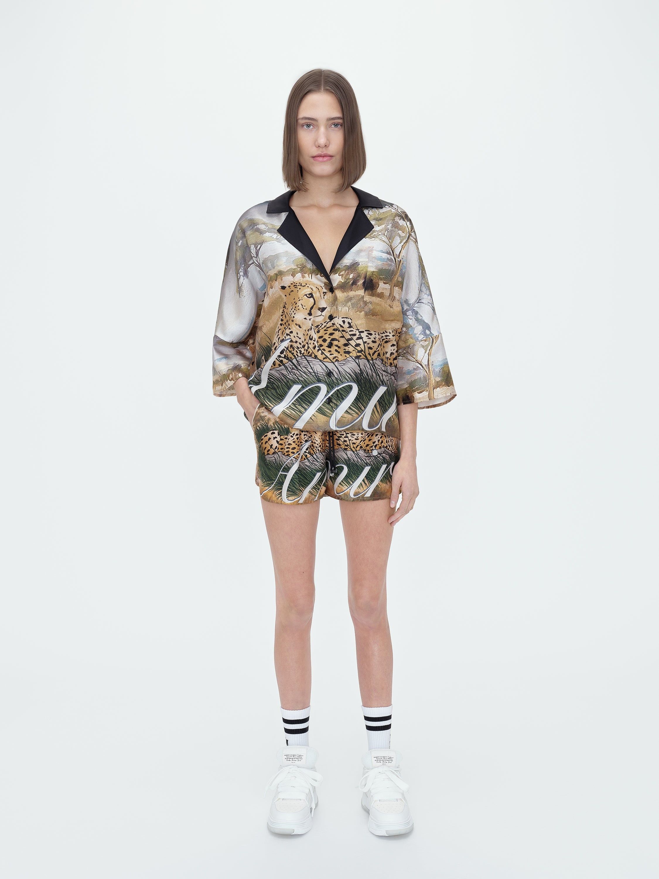 Amiri o1w1db10125 Cheetah Logo Short in Multicolor Size 28" / US 6 / IT 42 - 3 Thumbnail