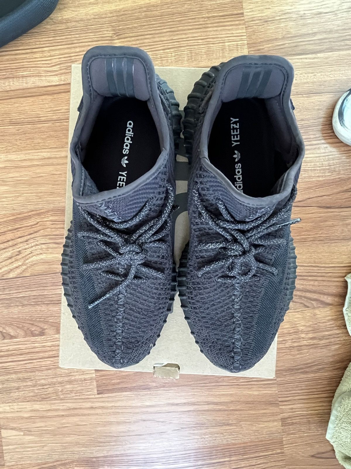 Adidas × Yeezy Yeezy boost 350 v2 Size US 9.5 / EU 42-43 - 7 Thumbnail