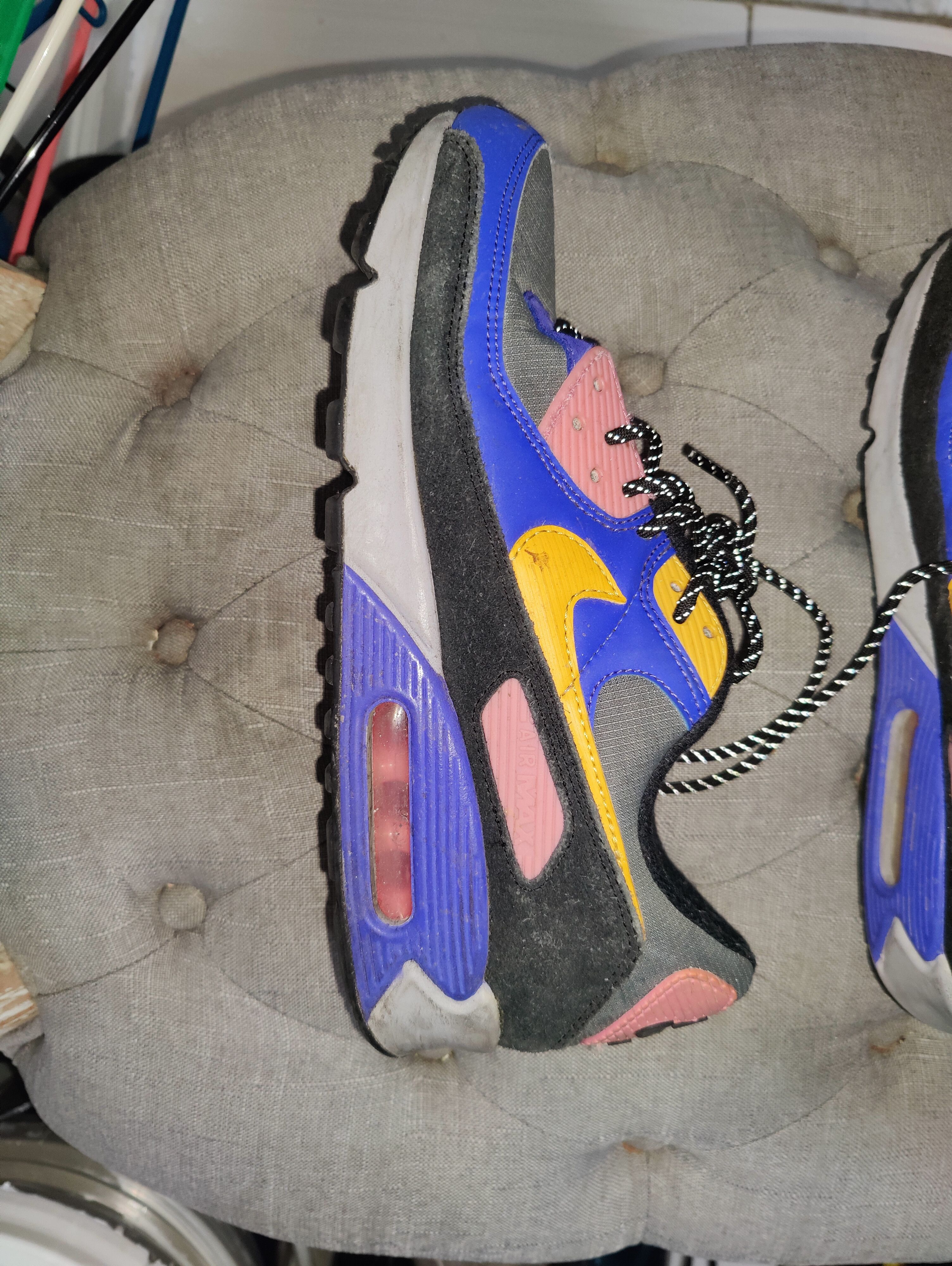 Nike Nike Air Max 90 Hike Mens Size US 9.5 / EU 42-43 - 2 Thumbnail