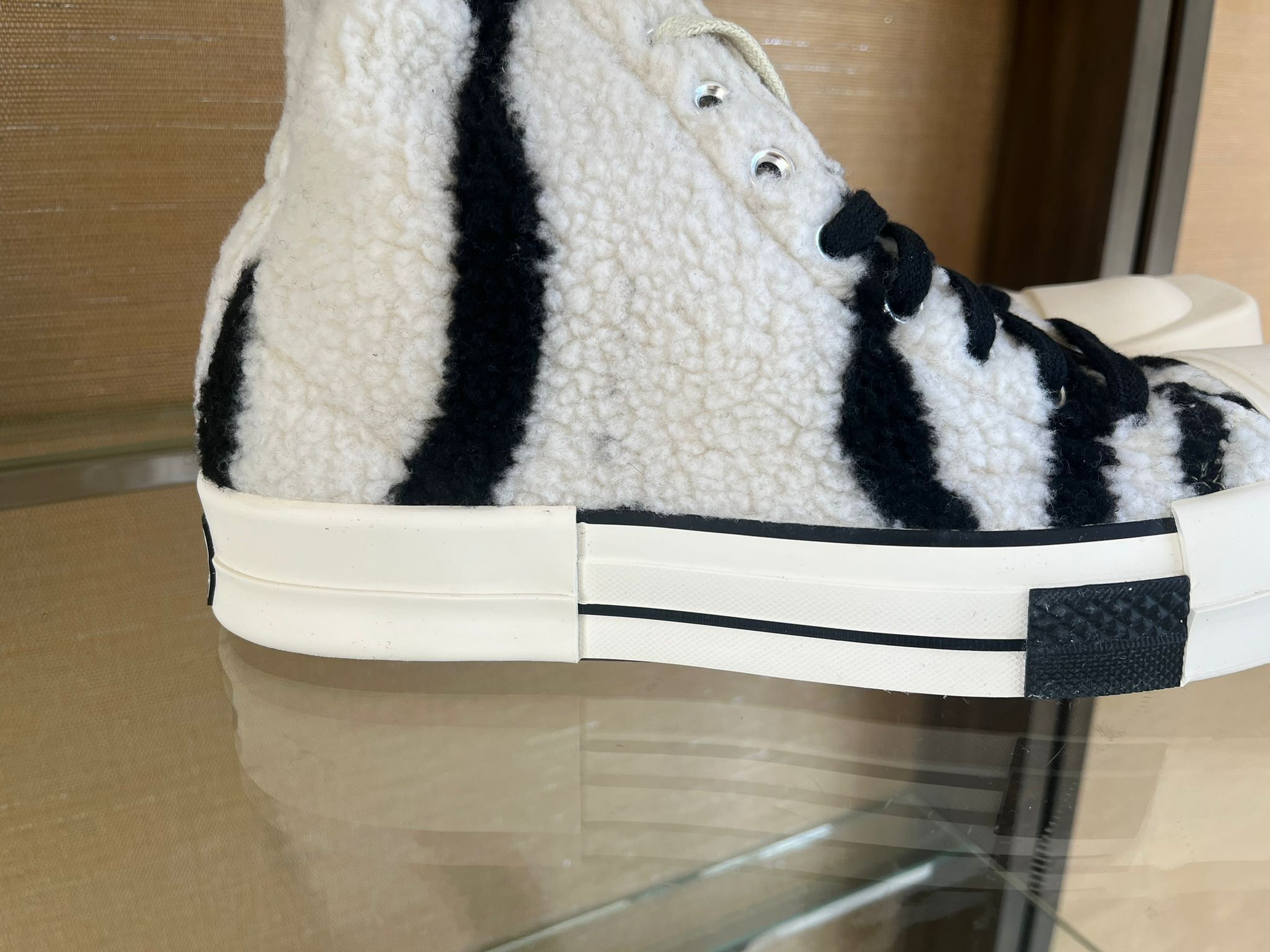 Rick Owens Drkshdw Turbodrk Sneakers in Black & White Size US 7 / EU 40 - 15 Thumbnail