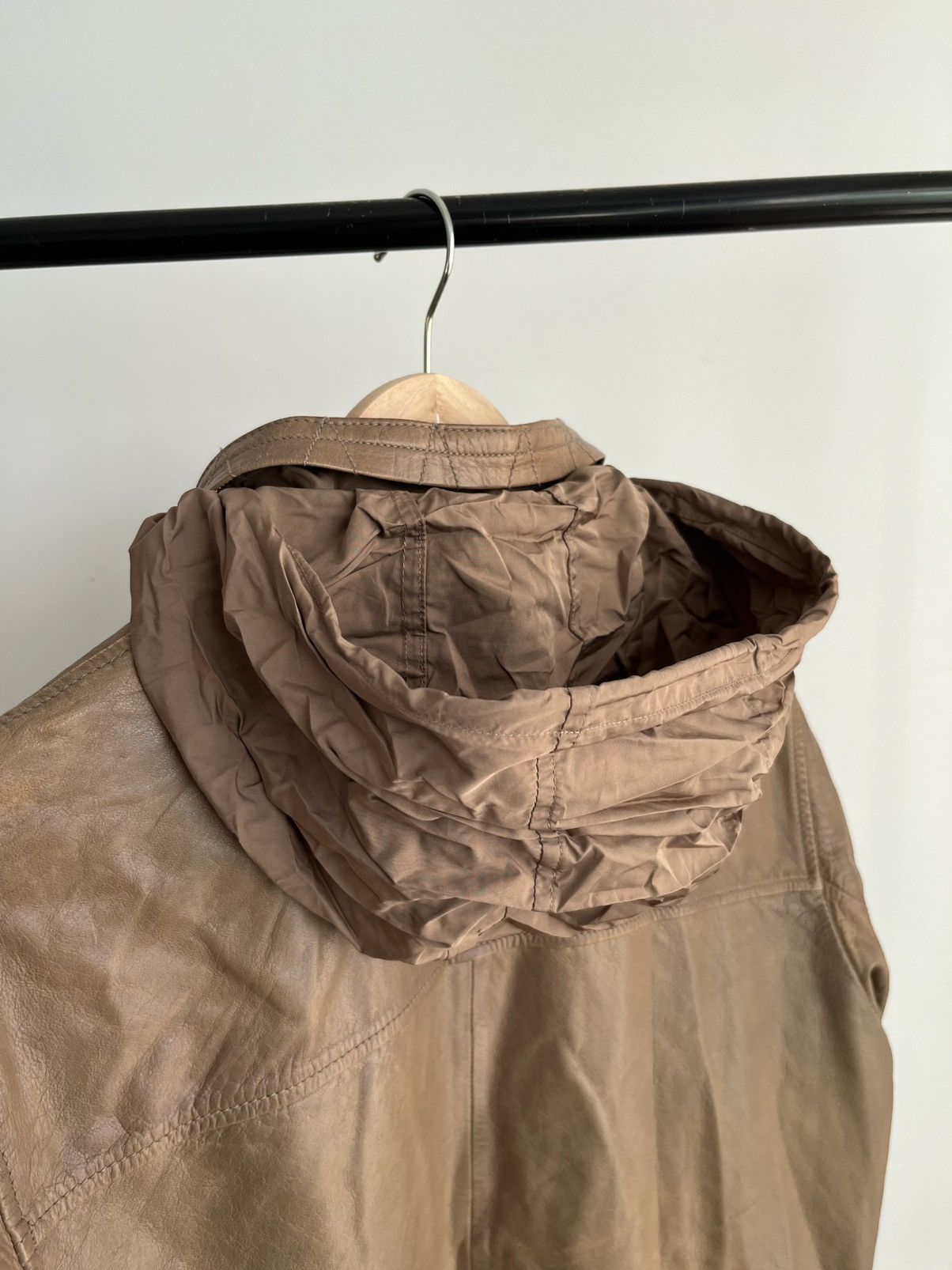 Valentino Rare Valentino Garavani SS12 hidden hood lamb leather jacket Size US M / EU 48-50 / 2 - 3 Thumbnail