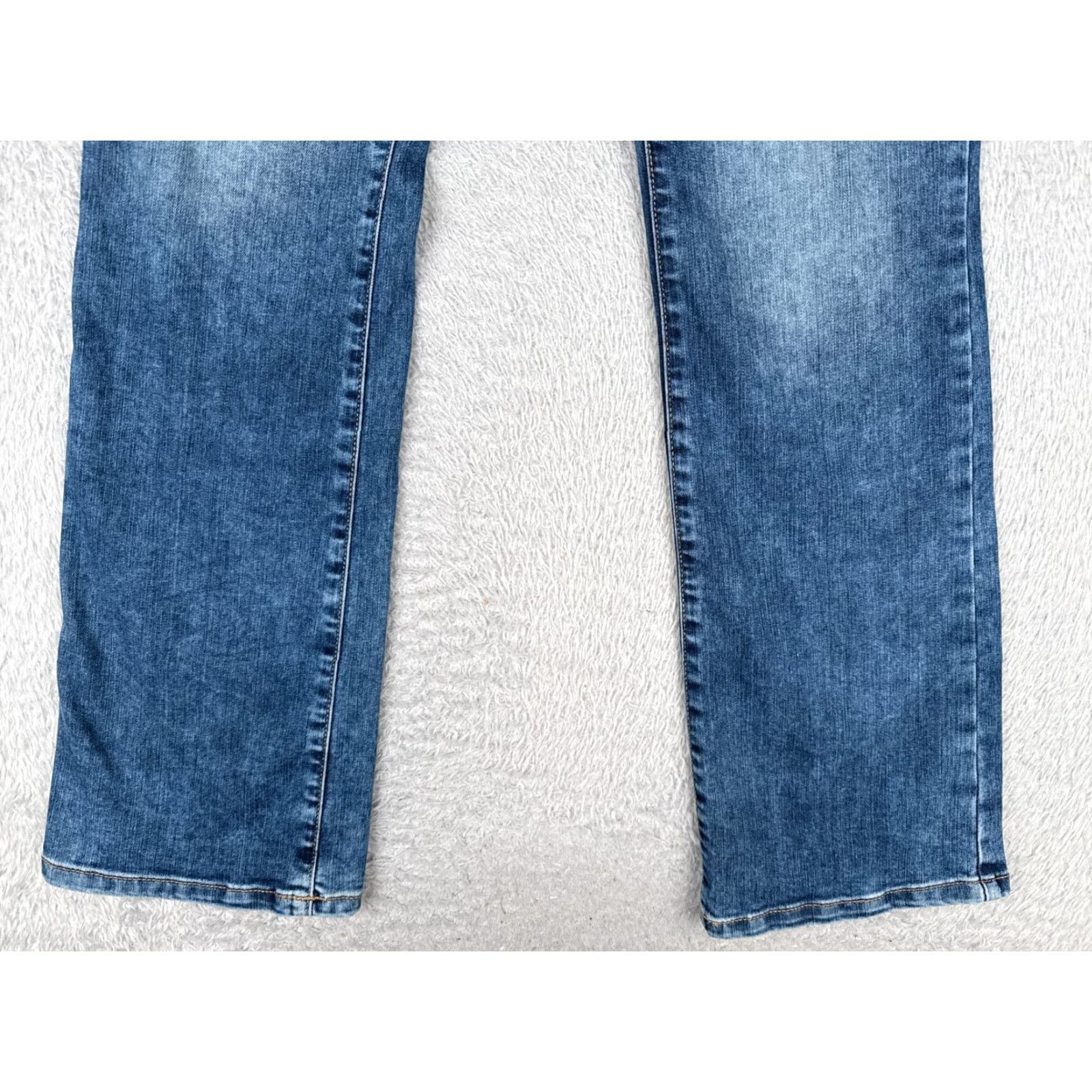 Vintage Maurices Jeans Womens 10 Blue Denim Flared Mid Rise 29x32 5-Pocket Zipper Button Distressed Medium Wash Cotton Blend Regular Size 32" / US 10 / IT 46 - 2 Thumbnail