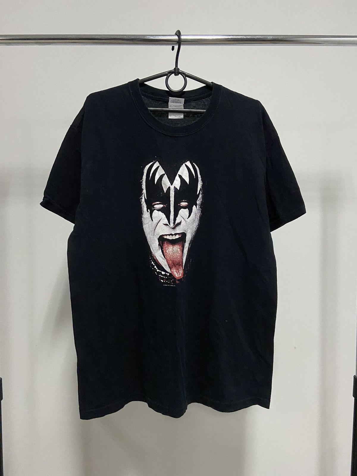 KISS × Vintage Kiss Gene Simmons big print logo rock band tee vintage Size US XL / EU 56 / 4 - 1 Thumbnail