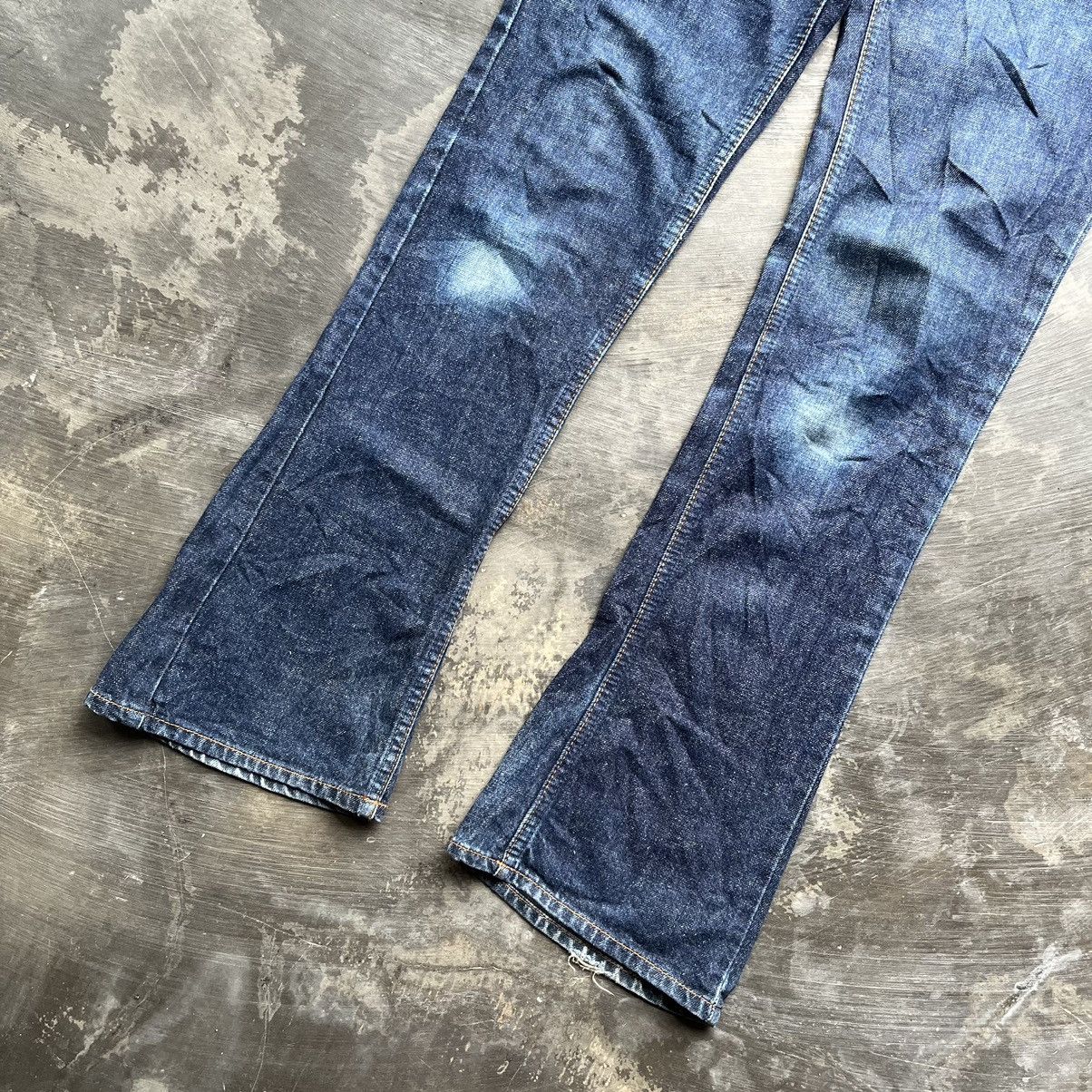 Hysteric Glamour × Japanese Brand 2000s hysterics hysterics glamour bootcut flare distressed Size 29" - 6 Thumbnail