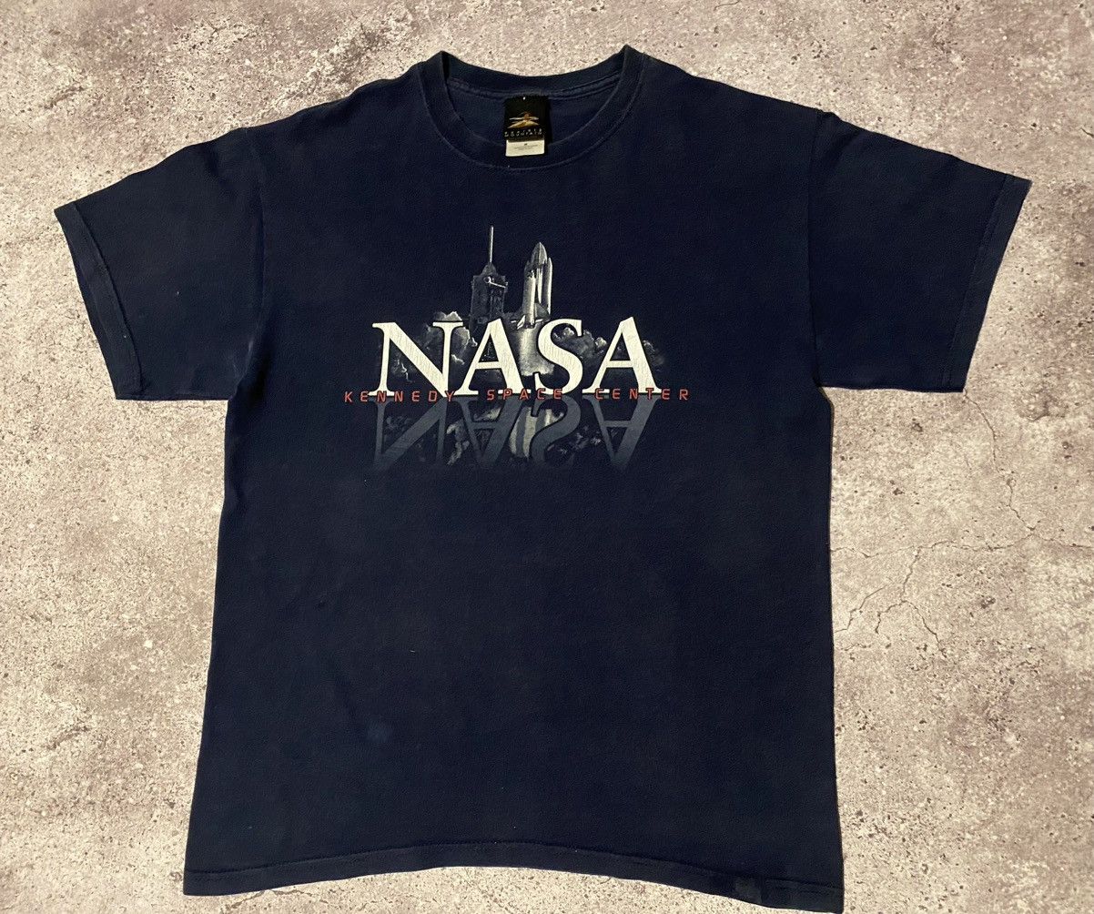NASA × Vintage Vintage 00s NASA Kennedy Space Center T Shirt Tee Size L Size US M / EU 48-50 / 2 - 1 Thumbnail