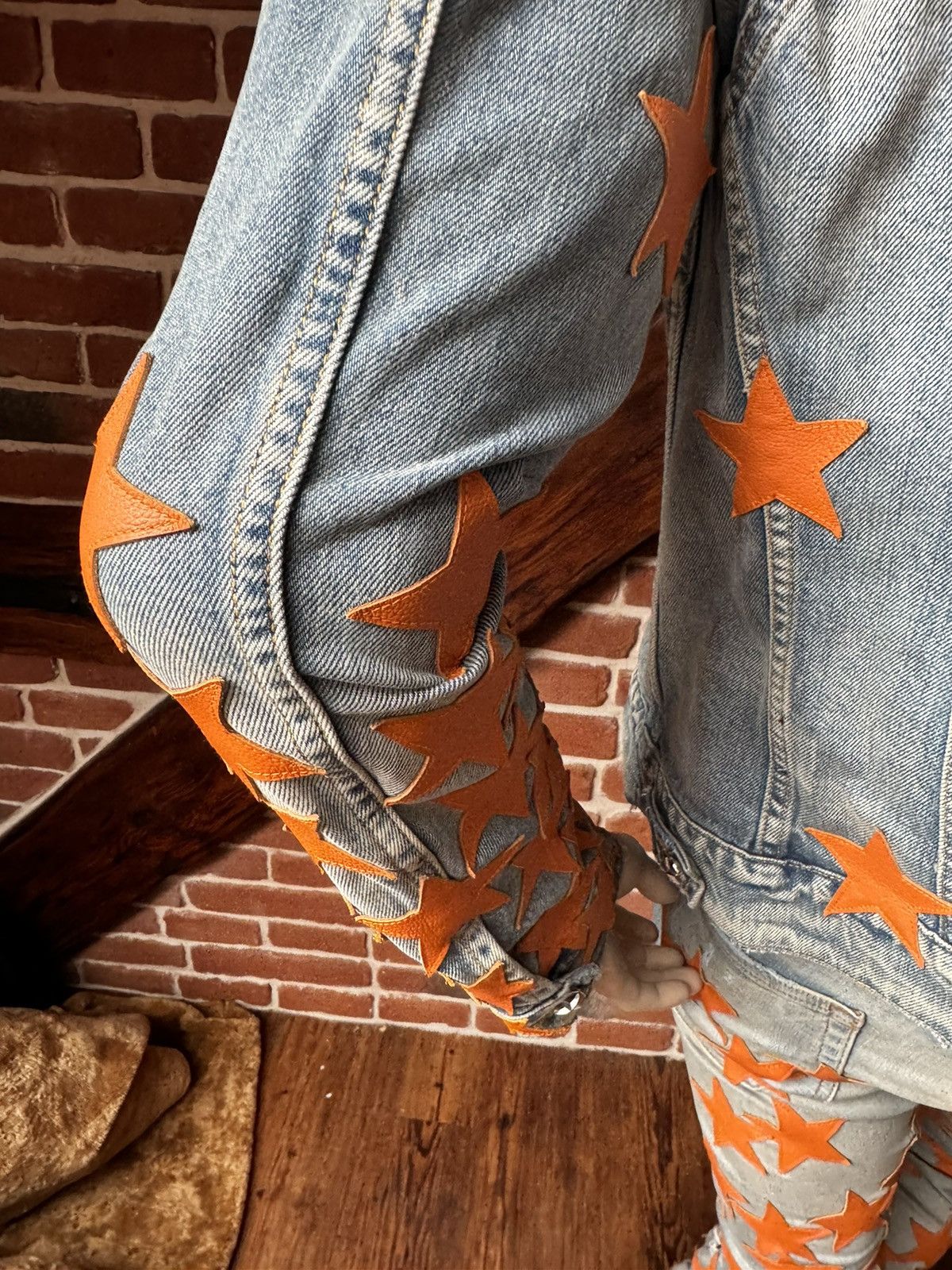 Amiri Amiri Orange Stars denim jacket Size US L / EU 52-54 / 3 - 13 Thumbnail