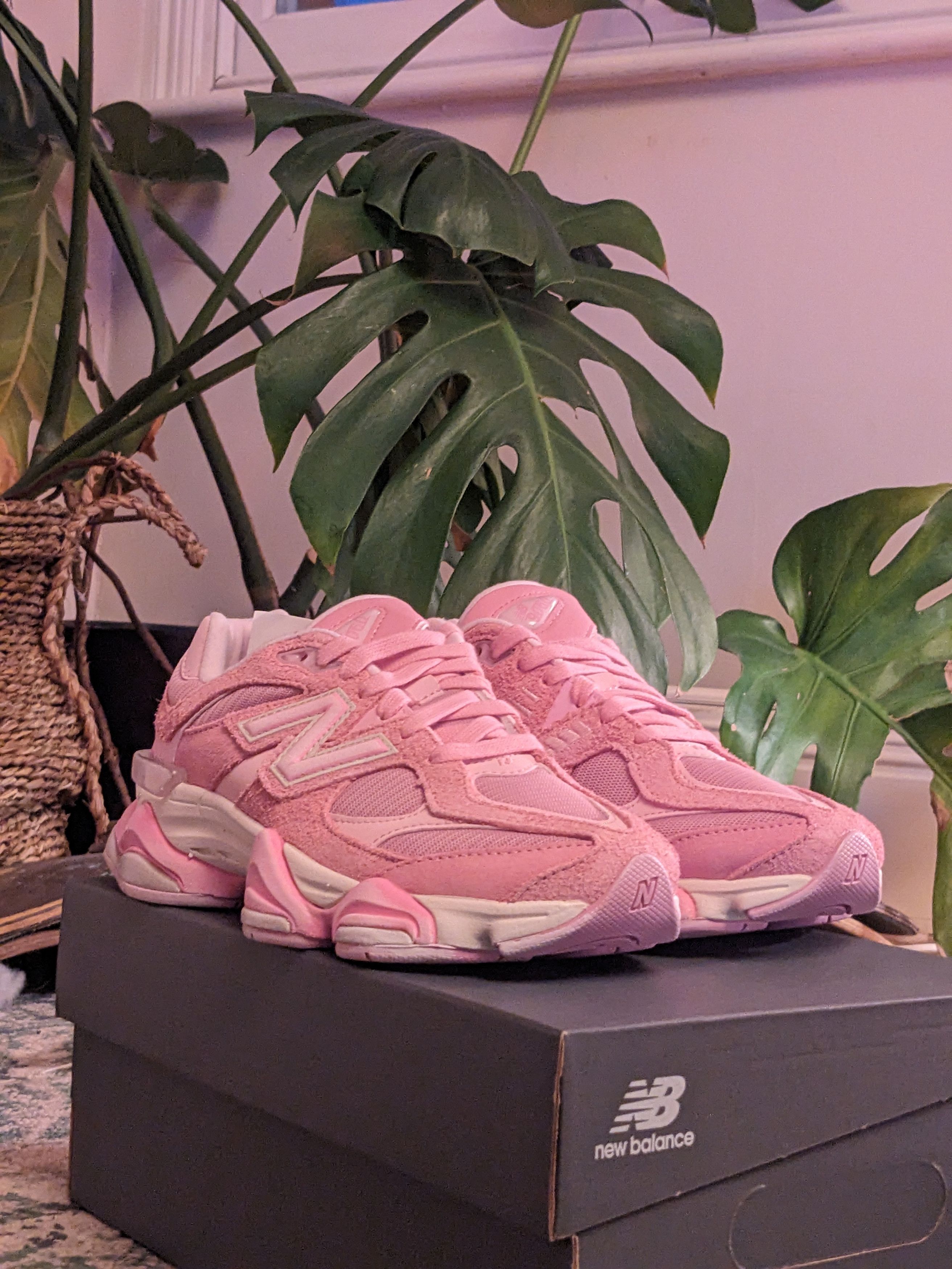 New Balance New Balance 9060 Pink Overdye - ASOS exclusive