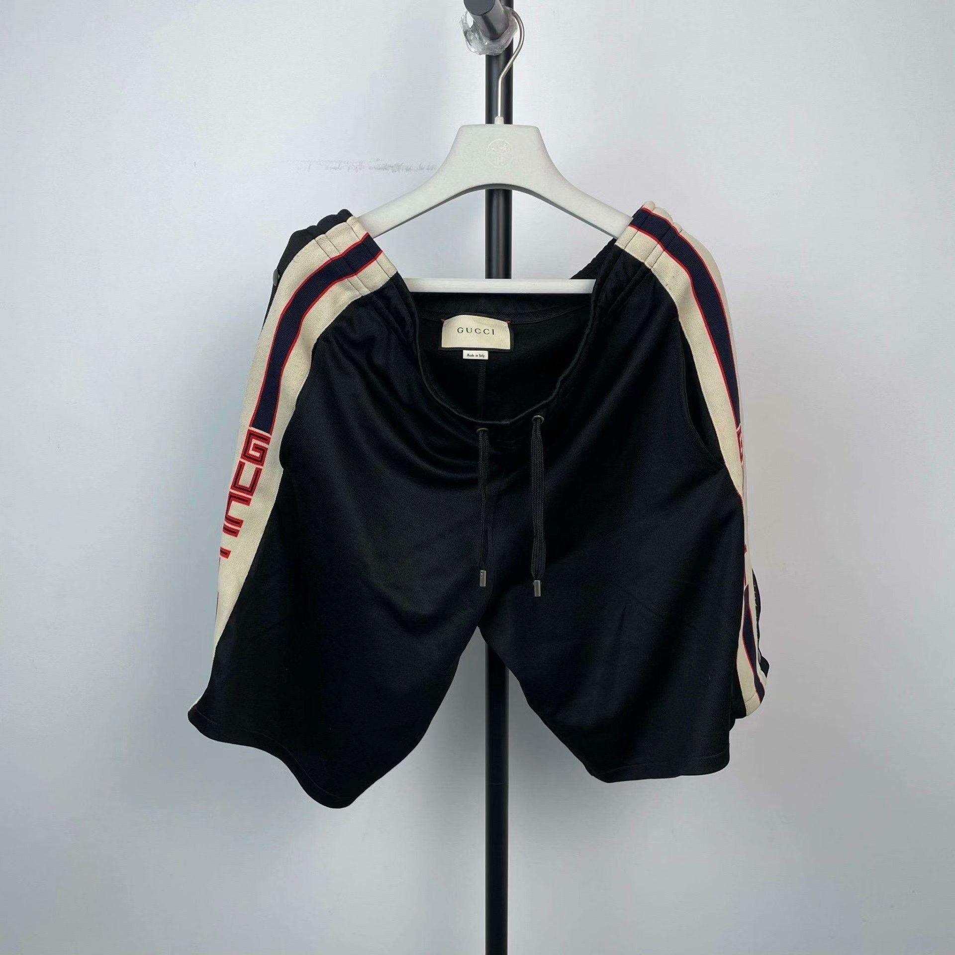 Gucci Gucci Black Shorts L Men Size US 34 / EU 50 - 1 Thumbnail