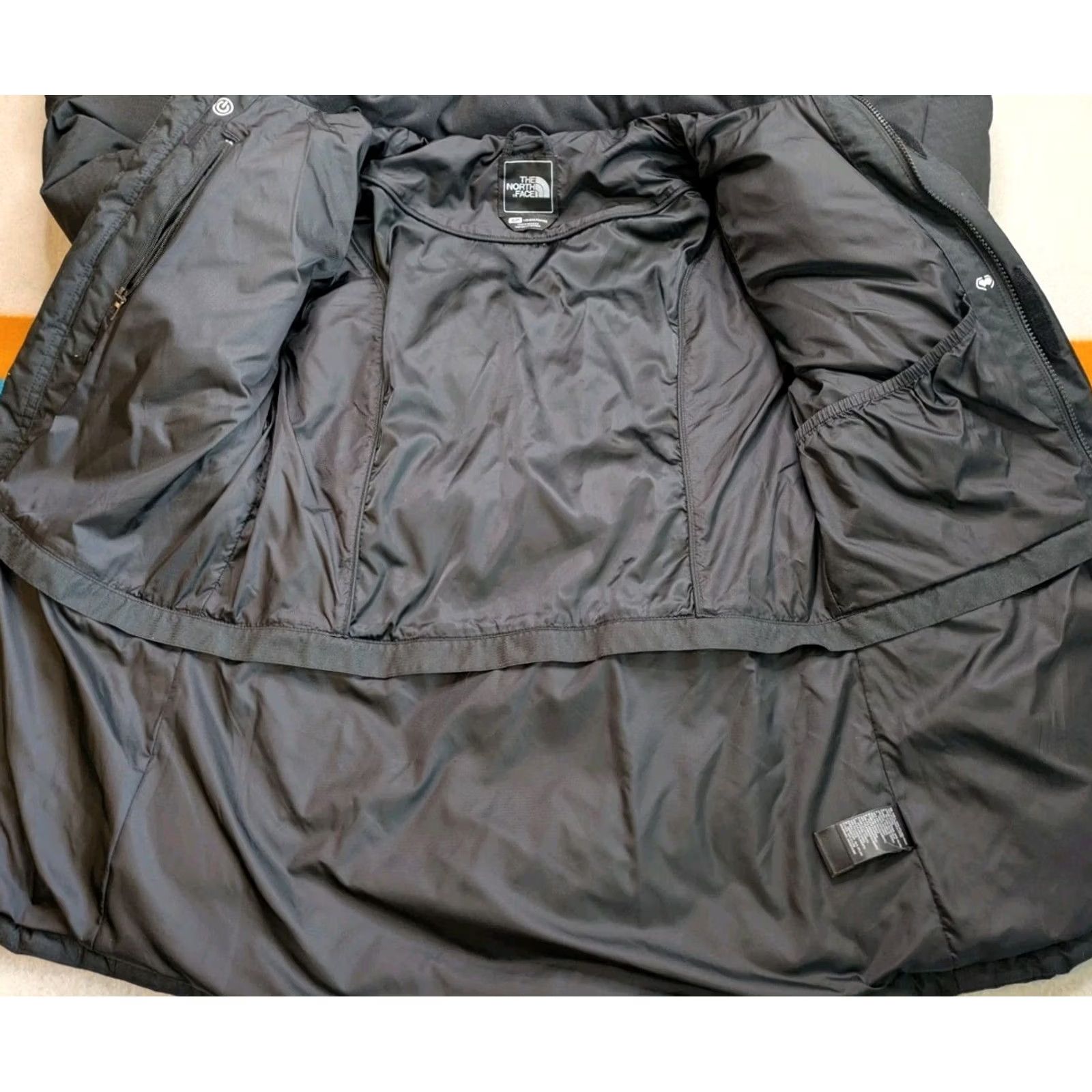 The North Face North Face Womens Small Black Hooded 600 Down Puffer Jacket Full Zip Belted Size S / US 4 / IT 40 - 5 Thumbnail