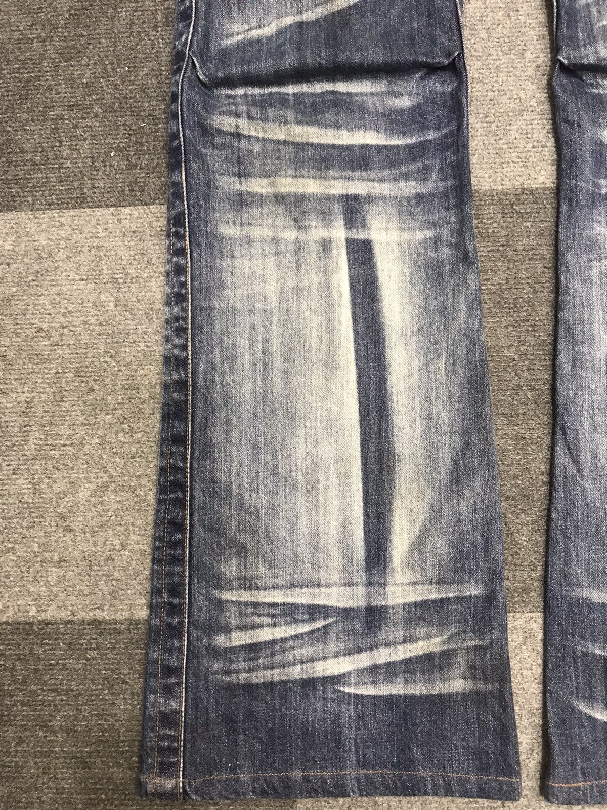Japanese Brand 💥FLARE💥INSANE Root Three RARE FADES FLARE DENIM F446 Size US 36 / EU 52 - 9 Thumbnail