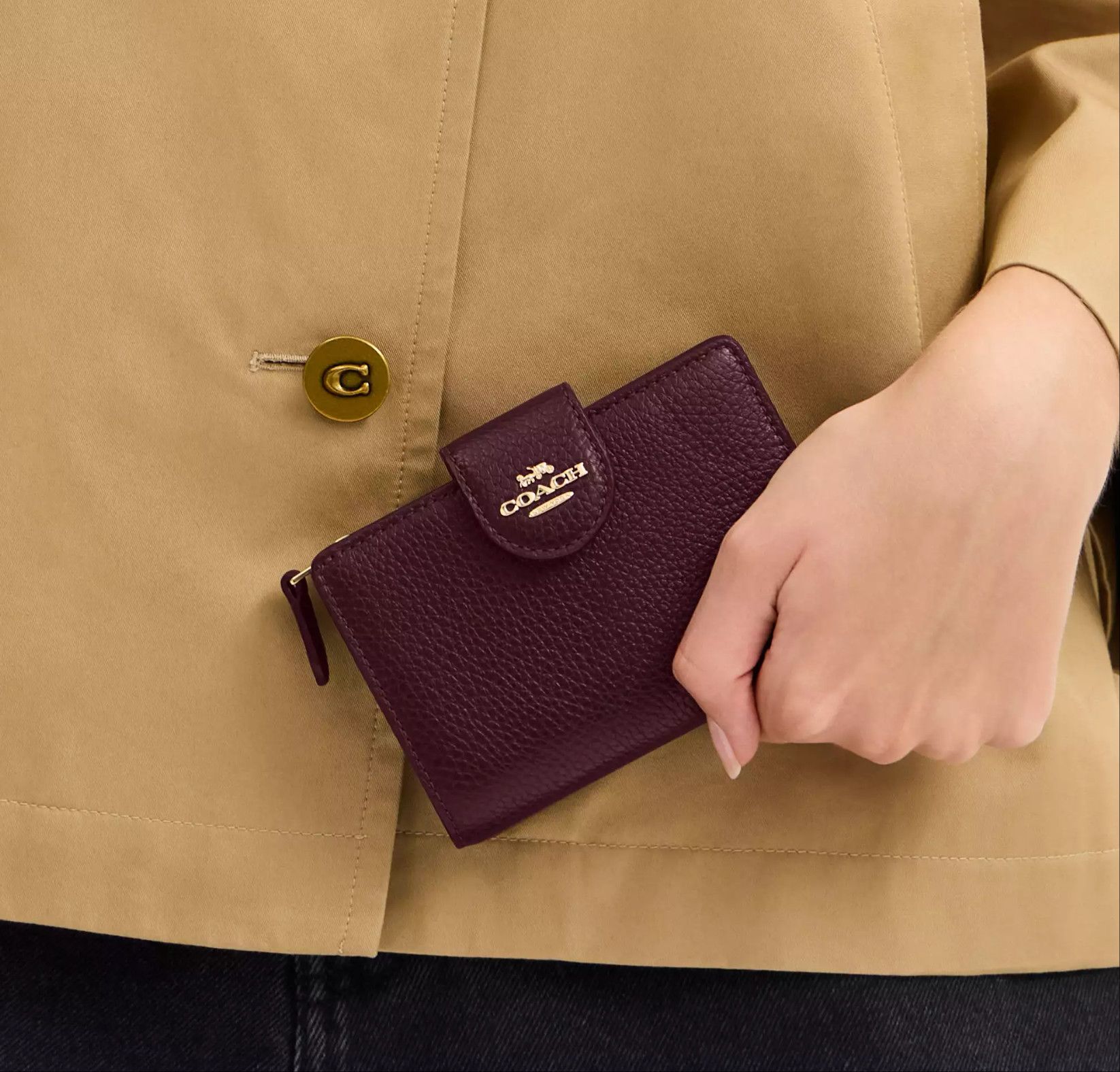 Medium Corner Zip Wallet CBO41