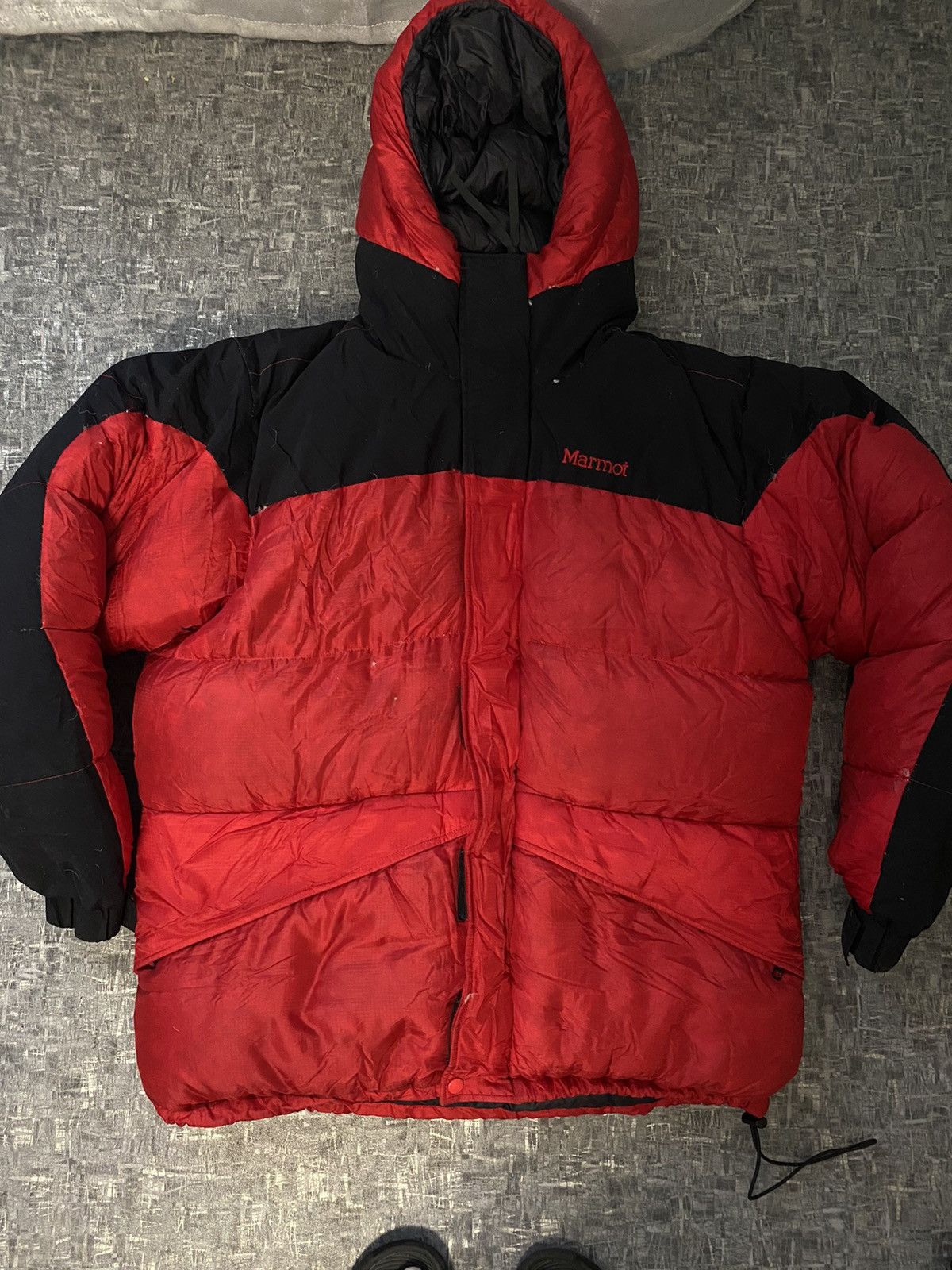 image of Marmot 8000M Parka in Red, Men's (Size Large)