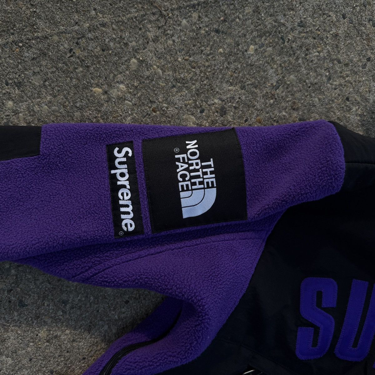 Supreme × The North Face The North Face x Supreme Size US S / EU 44-46 / 1 - 4 Thumbnail