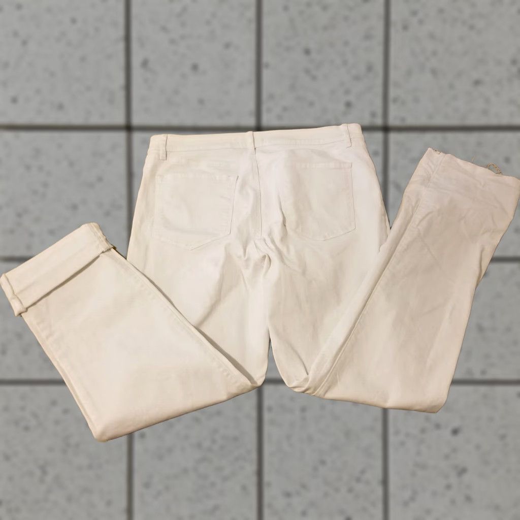 Ann Taylor Womens Ann Taylor Jeans Pants 12 White Denim Stretch Skinny Regular Size 12 Womens Jeans Size 34" / US 12 / IT 48 - 1 Thumbnail