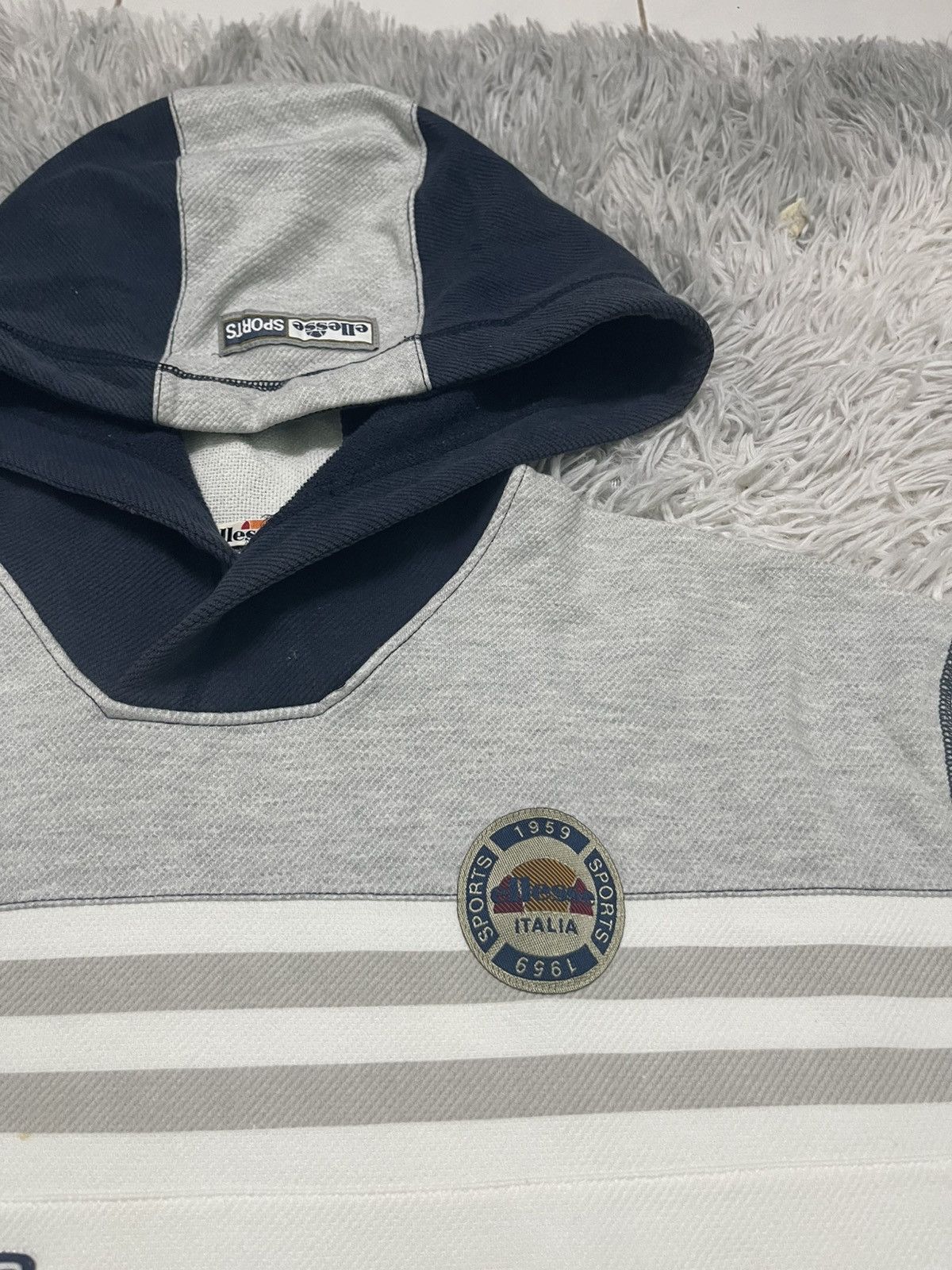 Ellesse 90s ELLESE HOODIE BIG LOGO OG STYLE DESIGN Size US L / EU 52-54 / 3 - 10 Thumbnail