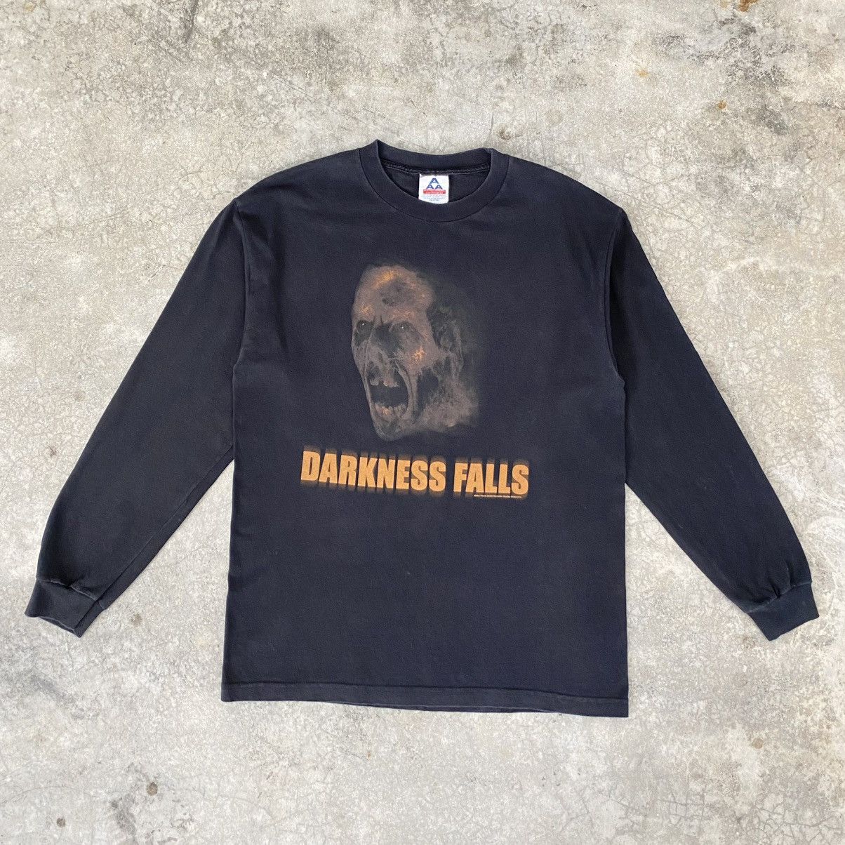 Vintage Vintage Y2K 2003 Darkness Falls Horror Promo Movie Tee Size US L / EU 52-54 / 3 - 1 Thumbnail